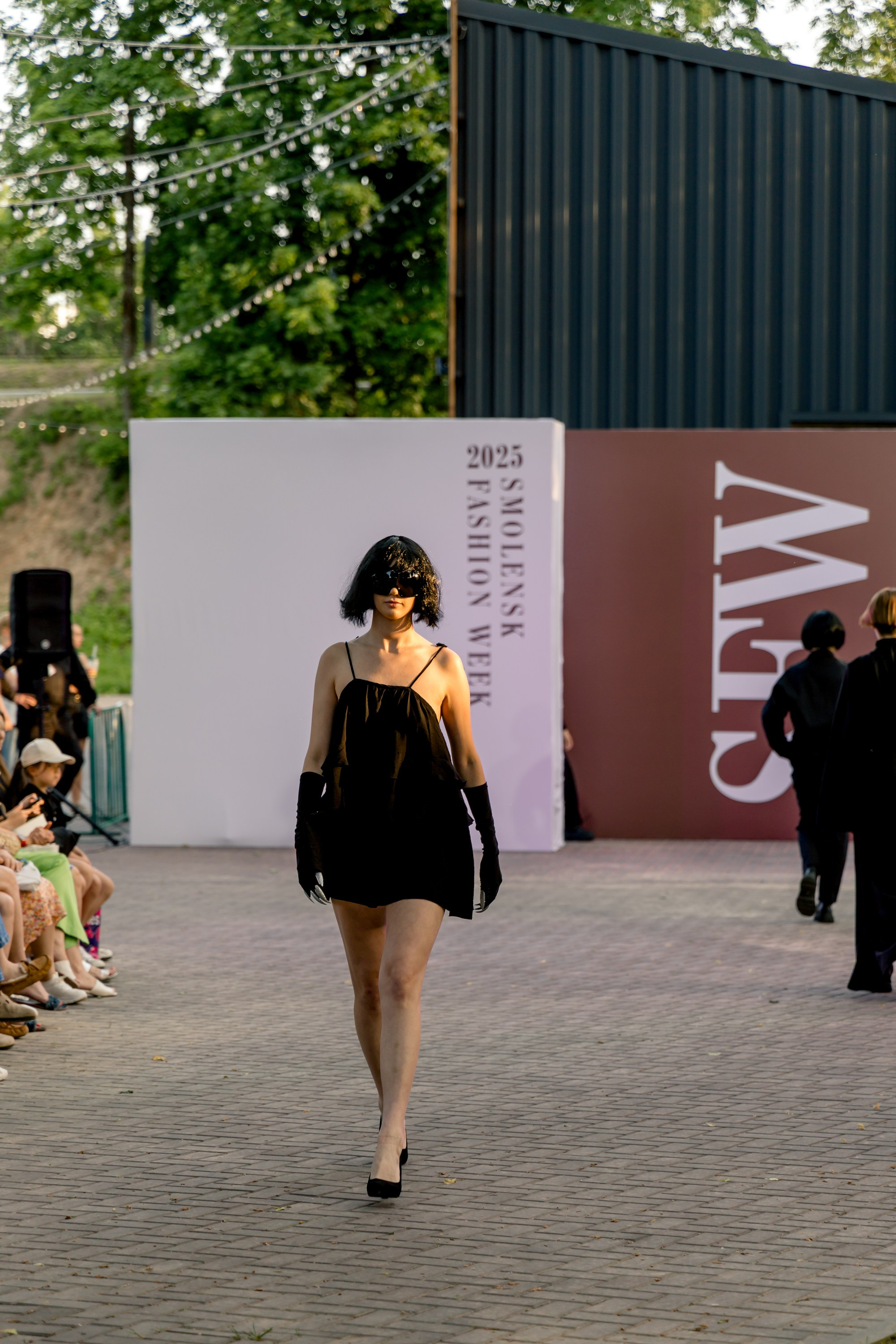 Smolensk Fashion Week 2025_показы_ДЕНЬ 1_ВЕЧЕРНИЙ ПОКАЗ_19:00. Главная