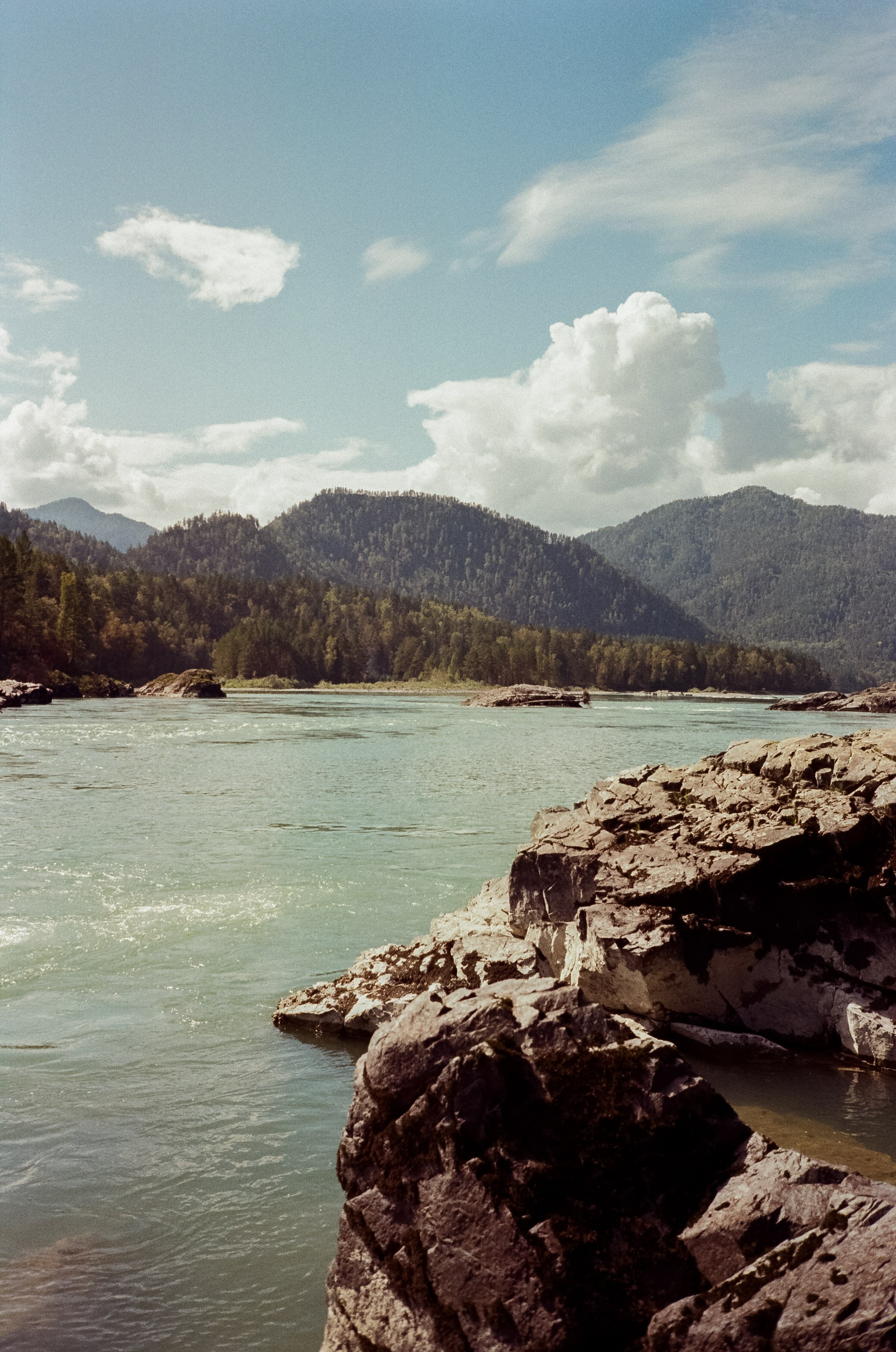 Голубая Катунь и осенний Патмос. Фотограф-документалист Мария Осокина