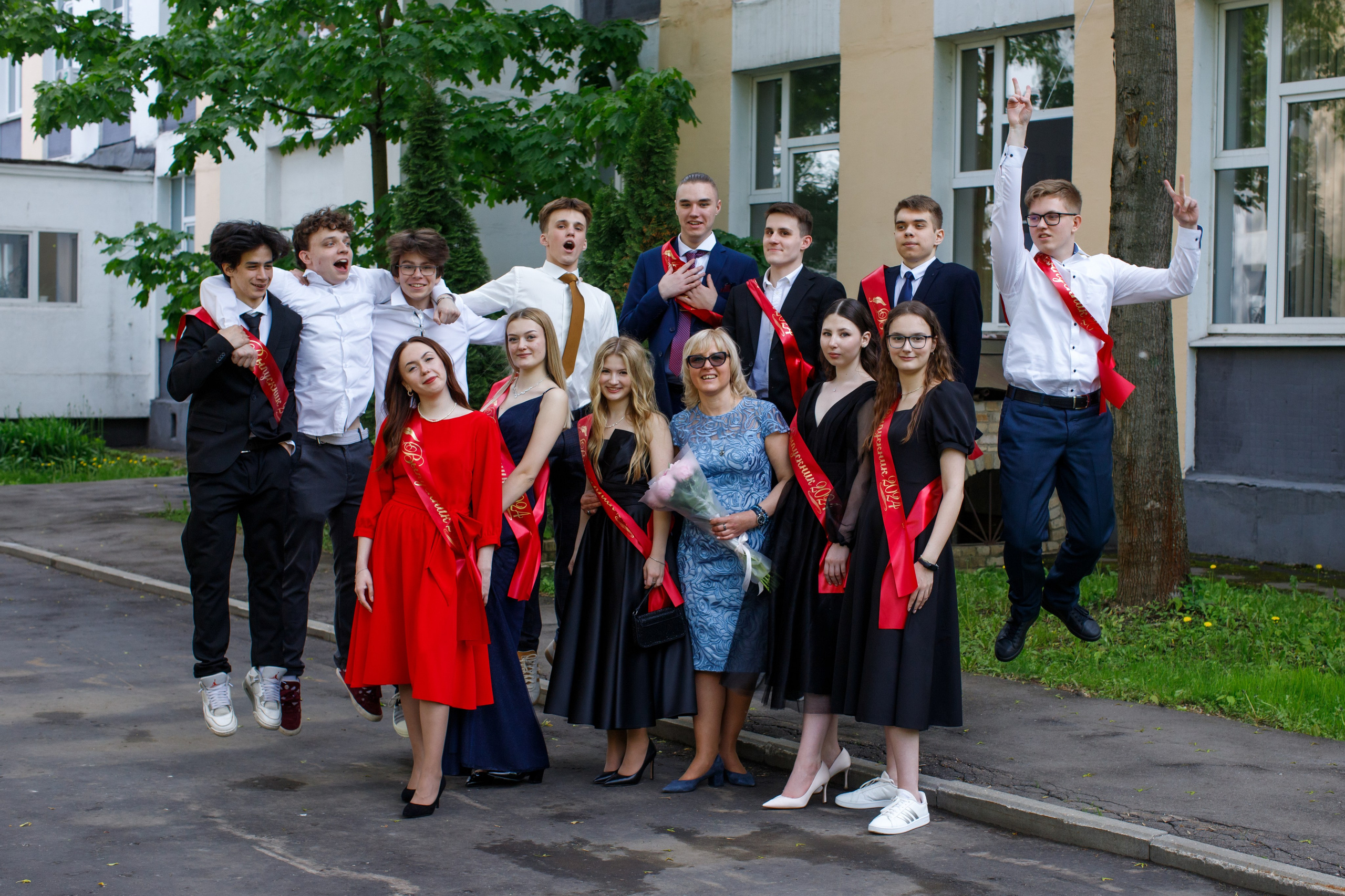 11 класс / Последний звонок / Гимназия № 1558 / г. Москва. Детский и семейный фотограф Мария Киселёва. Москва