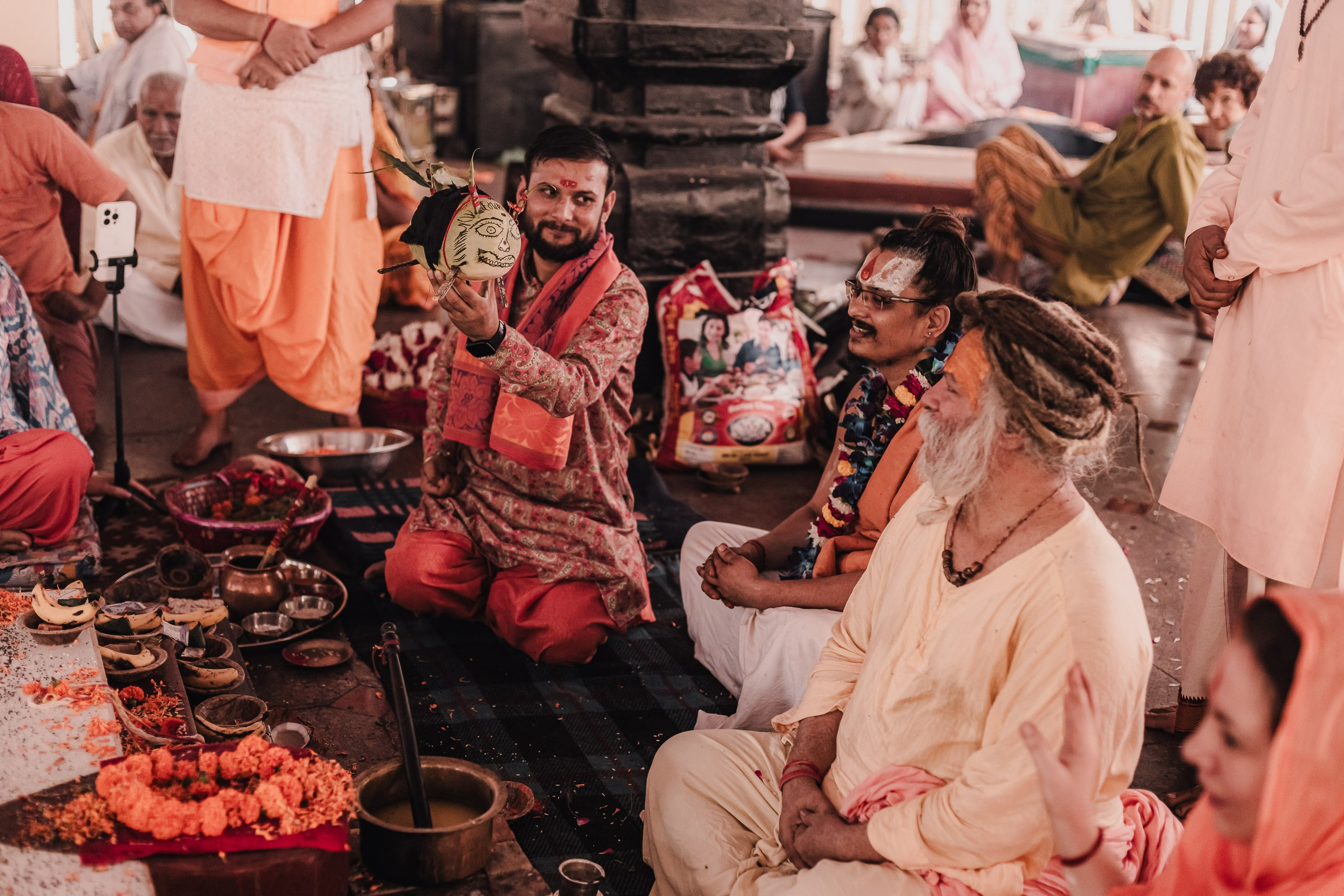 Navaratri yajna at Devraha Baba Ji ashram. Мариам Багдасарян