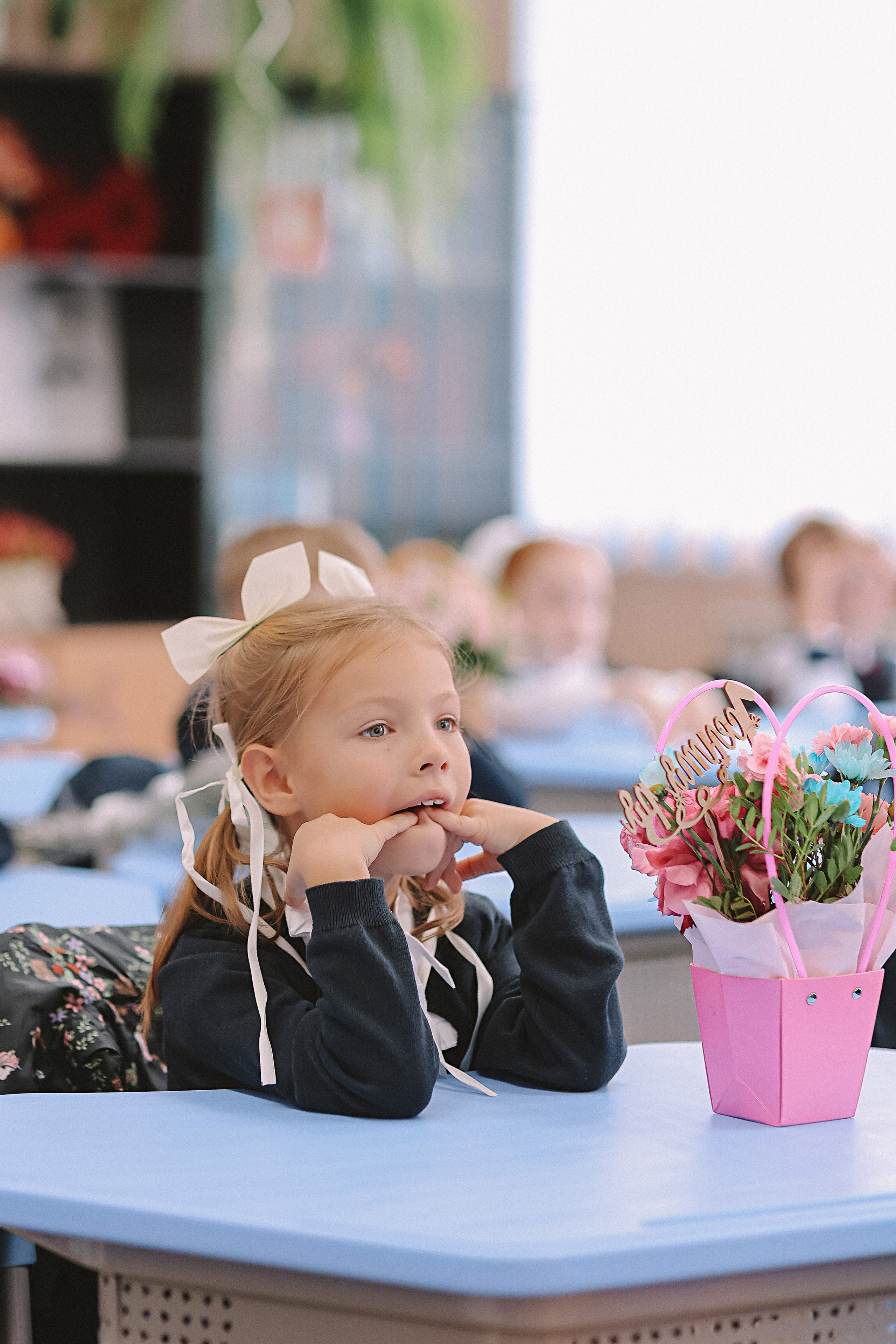 1 сентября линейка+кл час+портреты. Семейный фотограф Тюмень, фотограф на роды Салмина Мария