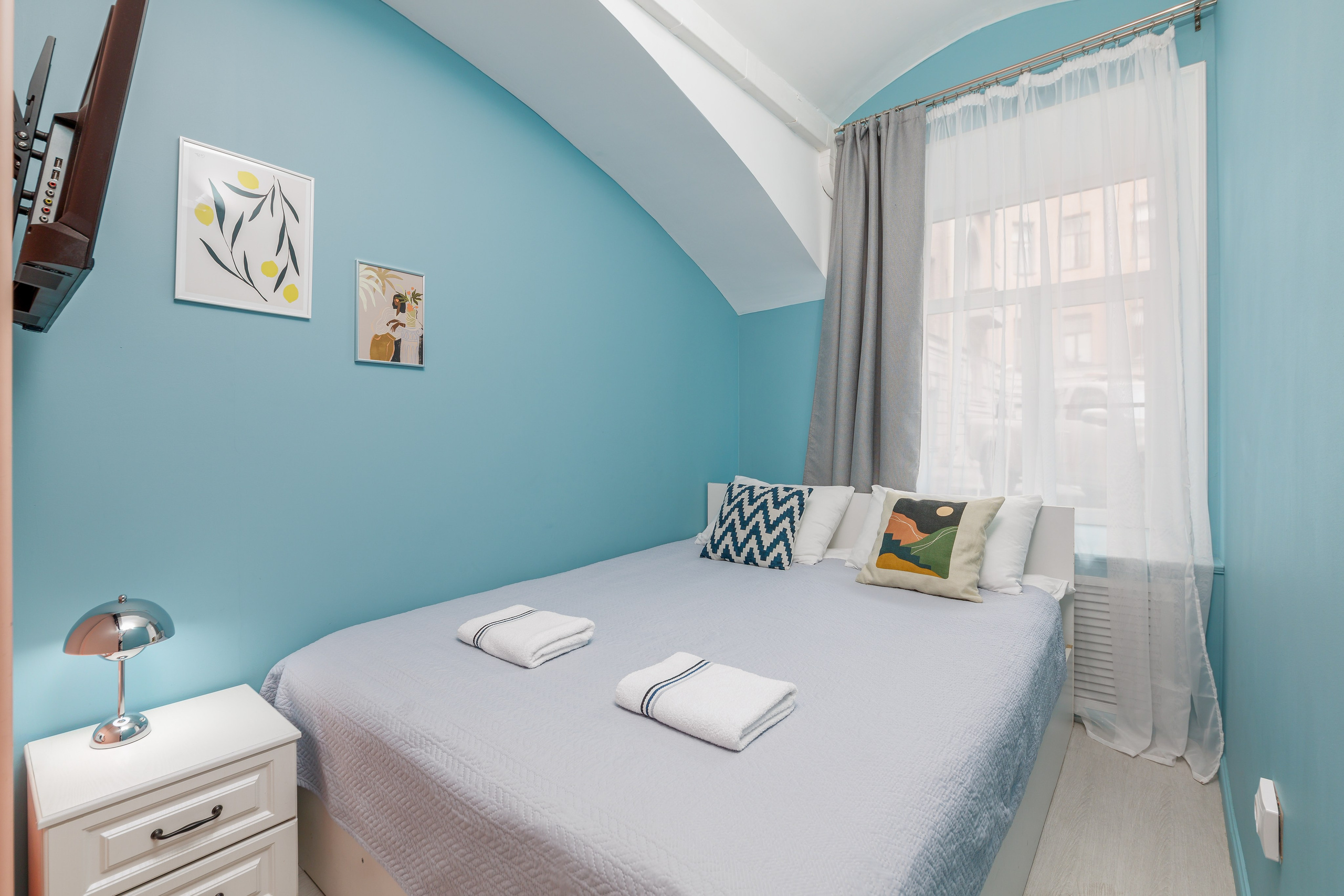 Апартаменты, Моховая ул