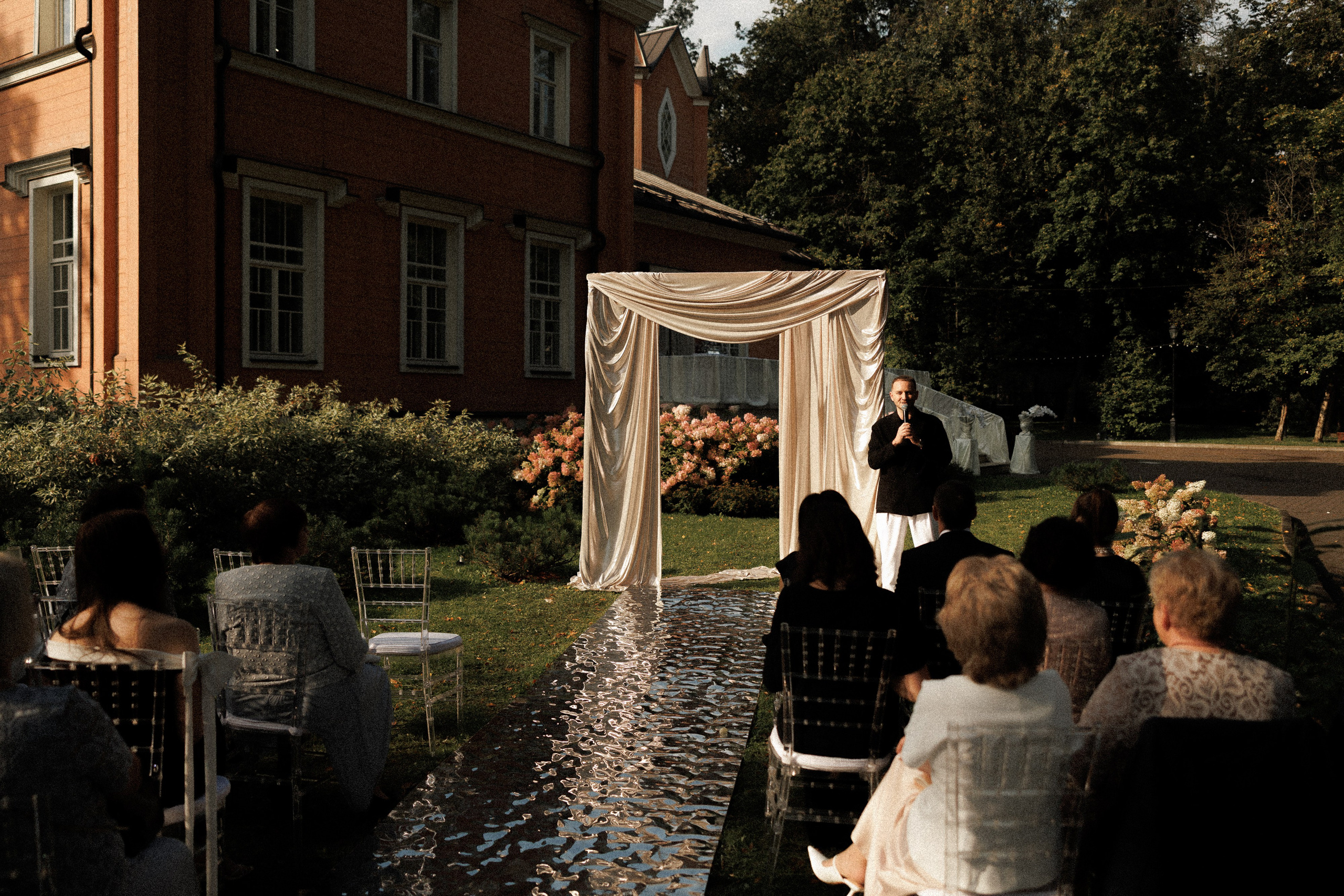 V & A. Свадебный и event-фотограф Иван Волнухин