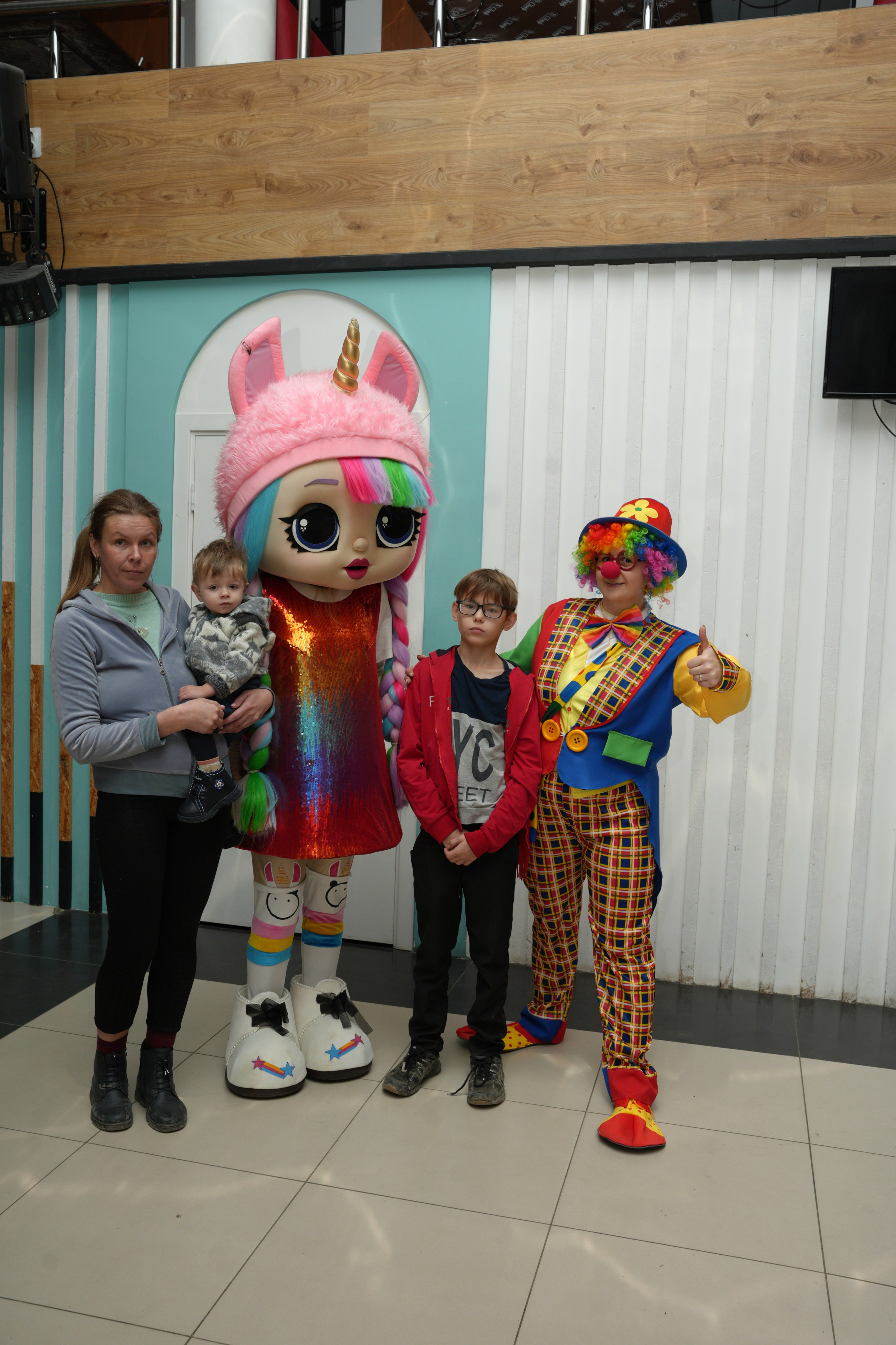 Социально —благотворительная акция «Ты в этом мире не один», посвященная Международному дню инвалидов. ВЫПУСКНЫЕ АЛЬБОМЫ, Школьный фотограф, семейный и свадебный в Саратове и области Ольга Плаксина