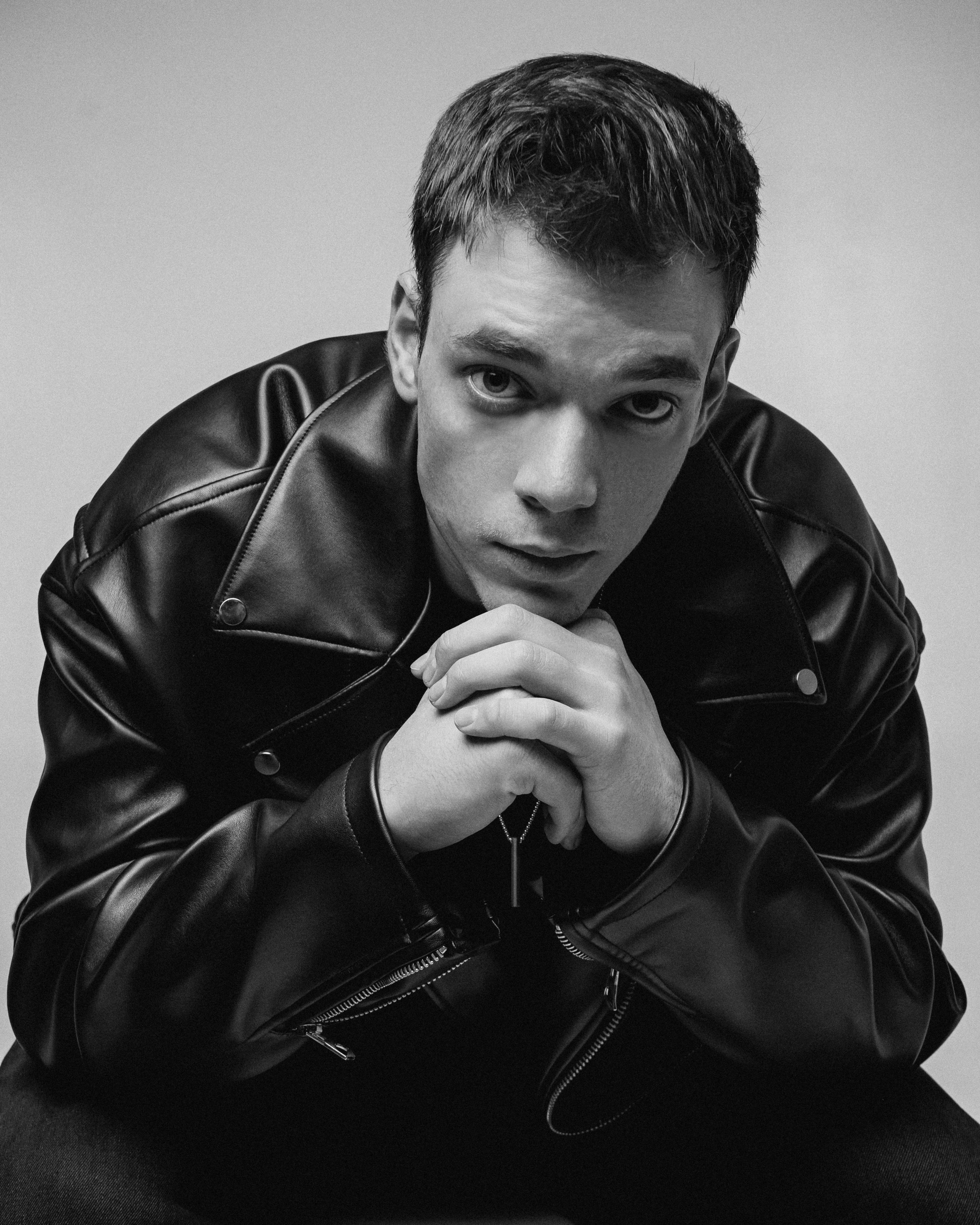 Фотограф Москва. NOIZOMAX Художественный фотограф в Дубай