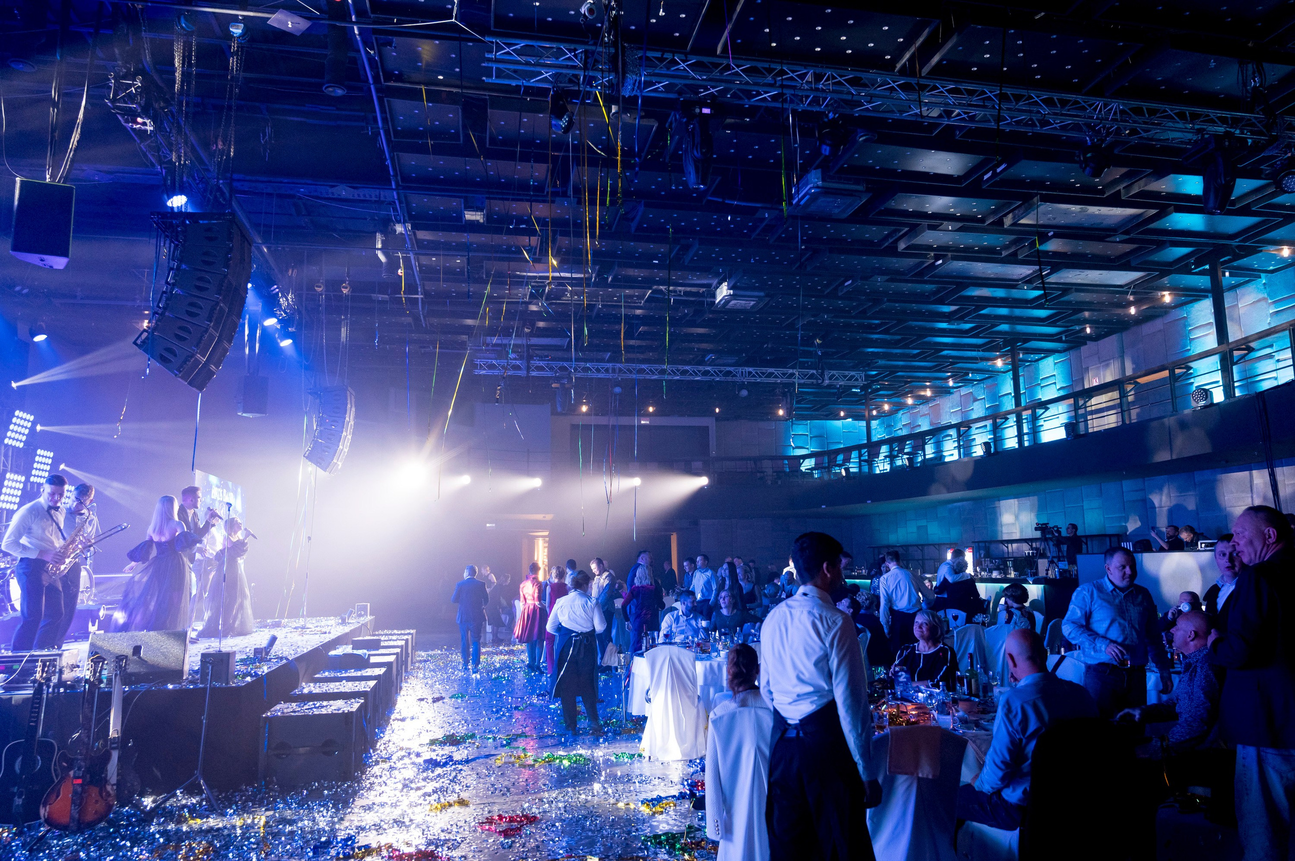 Корпоратив Акку-Фертриб. Репортажный фотограф и видеограф Слава Думчев. Тимбилдинги, отчетники, корпоративы