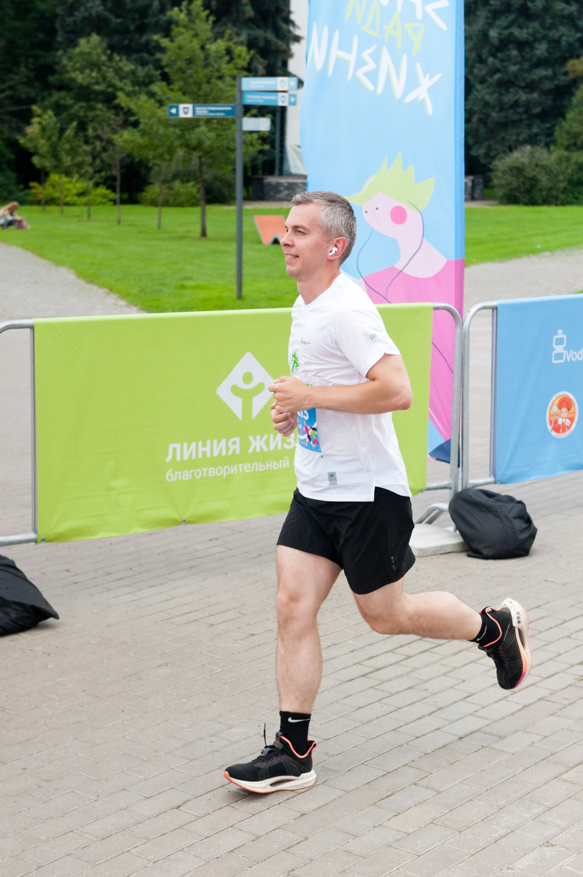 Корпоративное. Забег X5 Retail Group. Репортажный фотограф и видеограф Слава Думчев. Тимбилдинги, отчетники, корпоративы