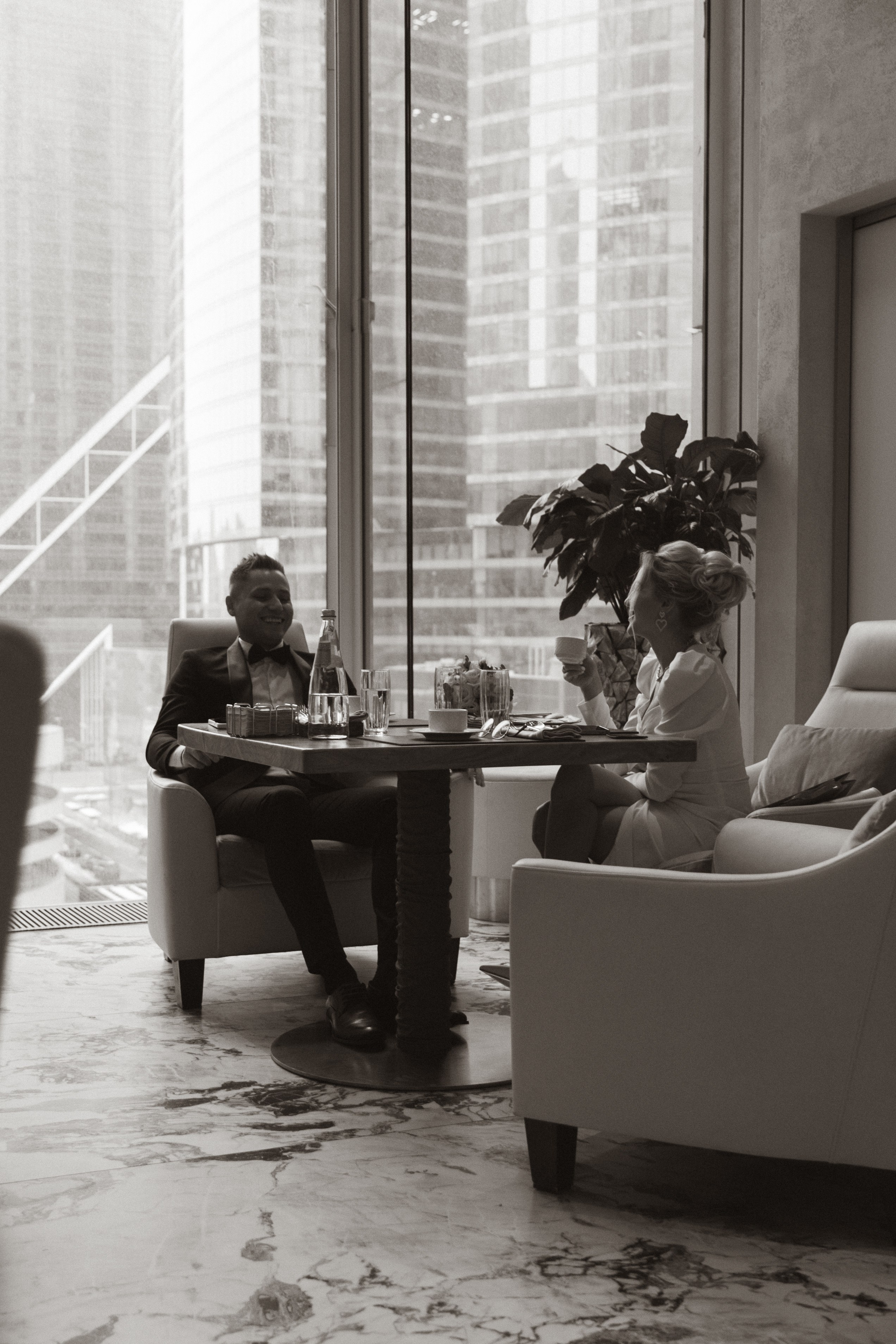 ЗАГС. Торжественная роспись. Репортажи, уличные и студийные съёмки в Москве