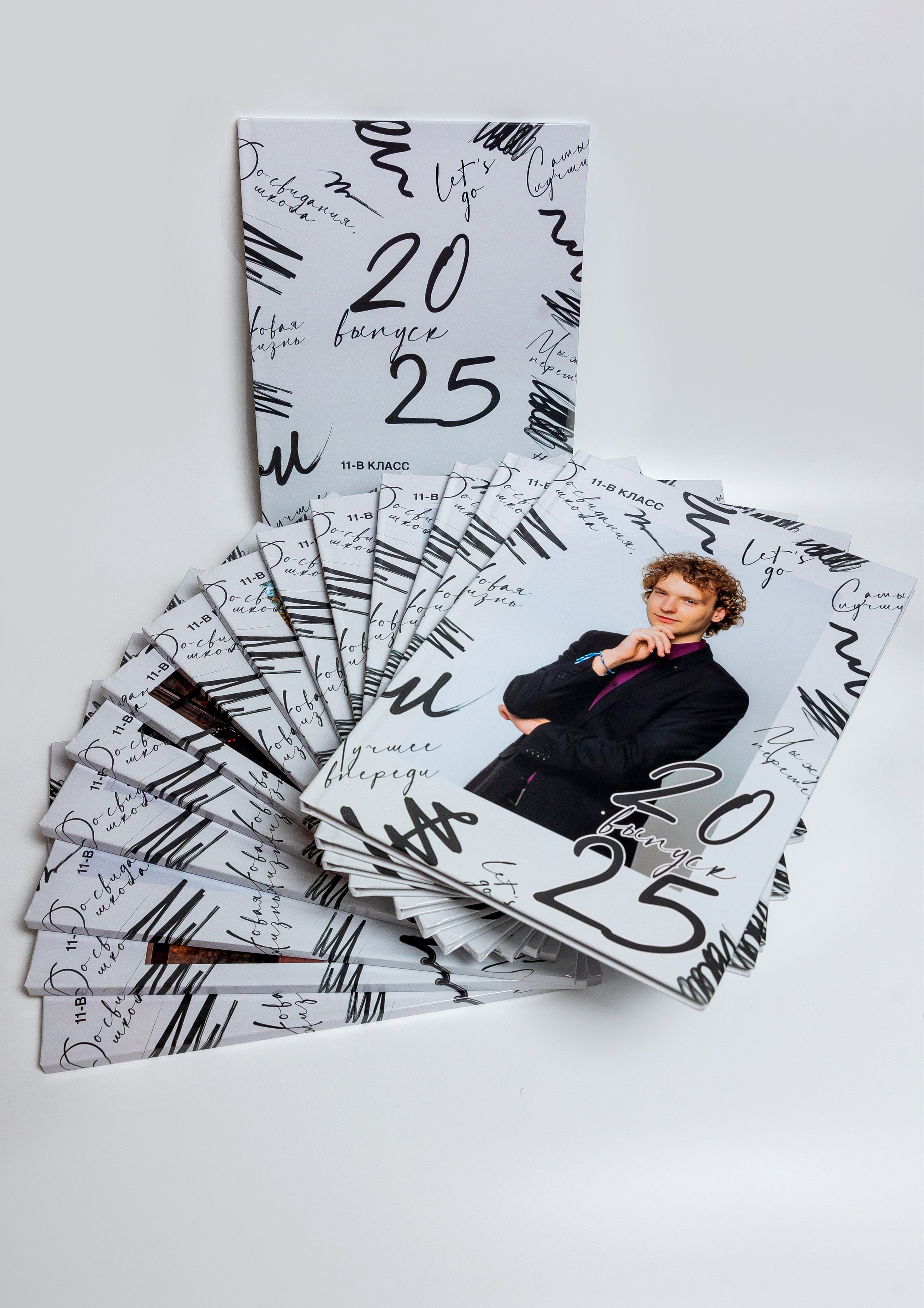 Индивидуальные выпускные фотоальбомы. Семейный, детский фотограф в Москве, Подмосковье