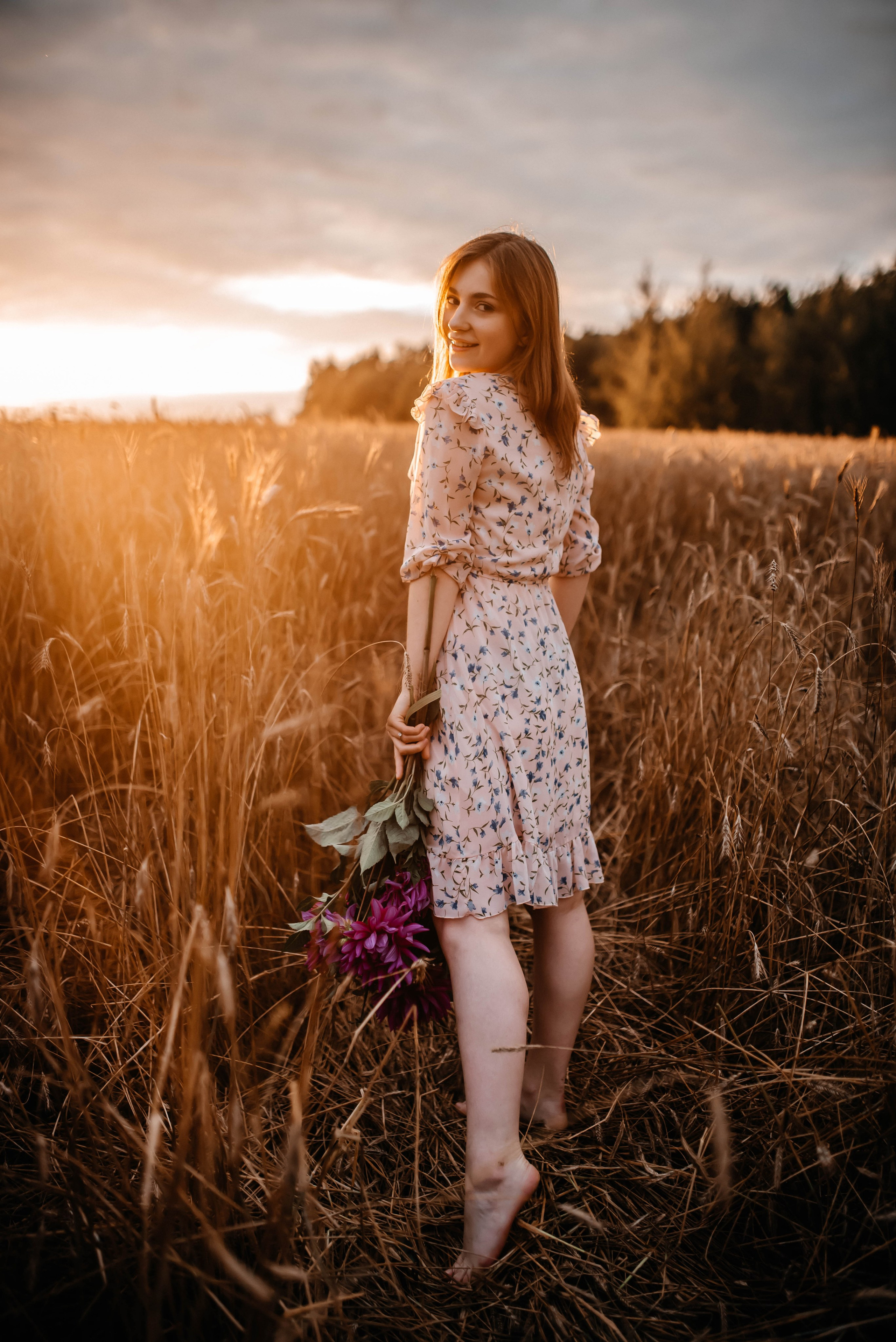 Маша, лето, закат. Главная