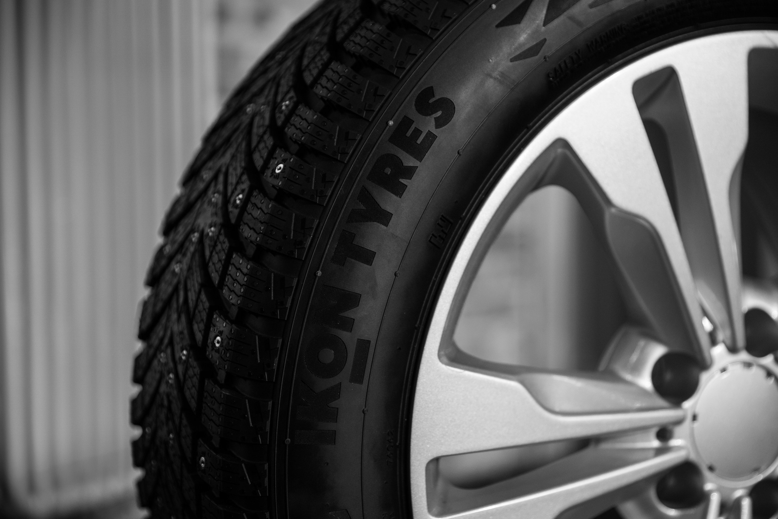 Презентация Ikon Tyres. Свадебный фотограф в Казани, РТ, РФ Миннуллин Динар