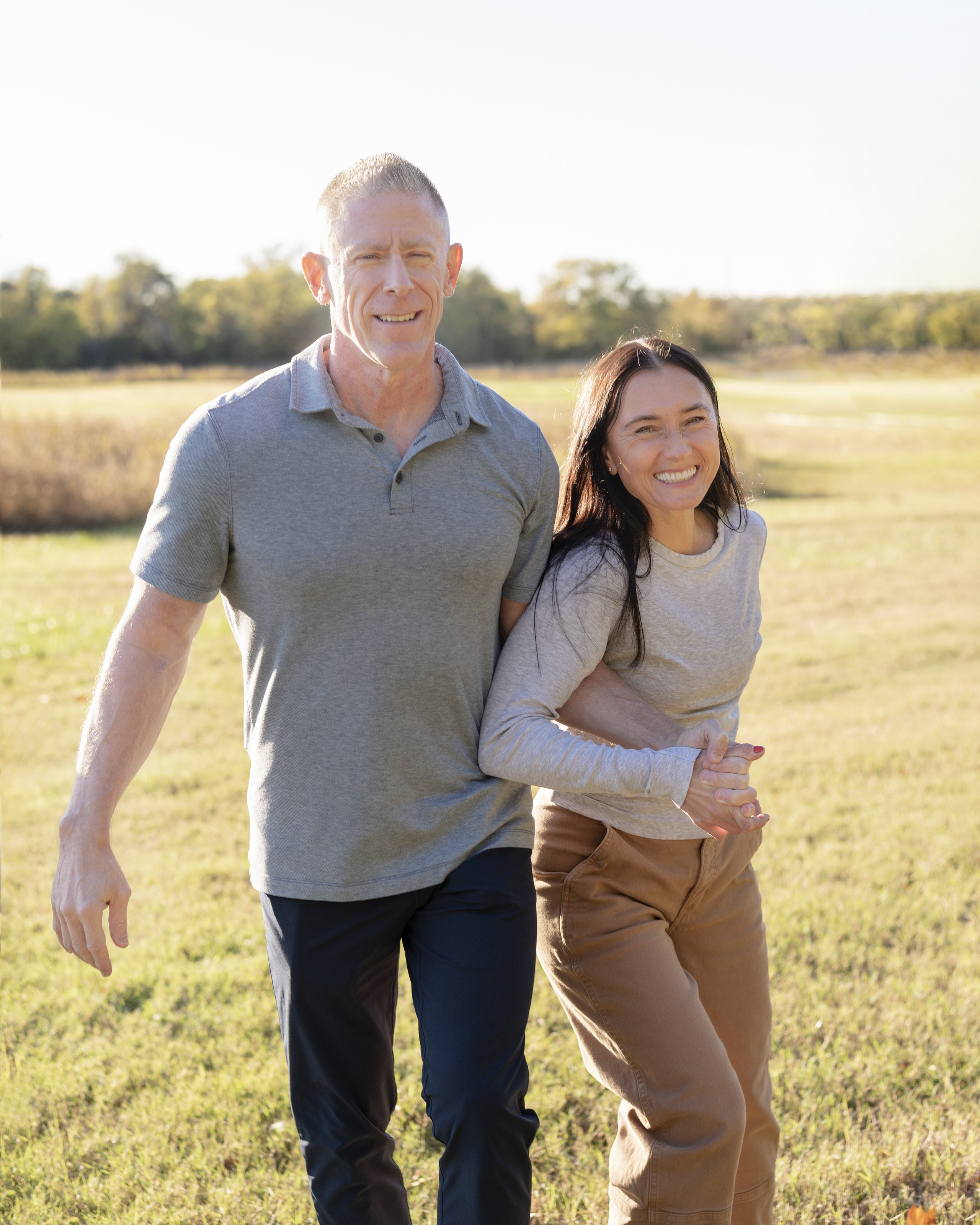 Oklahoma Family Photographer | Natural Family Photography in Stillwater, OK. Wedding Family Portrait Photographer in Stillwater, Tulsa, OKC Oklahoma | Nika Loran Photography
