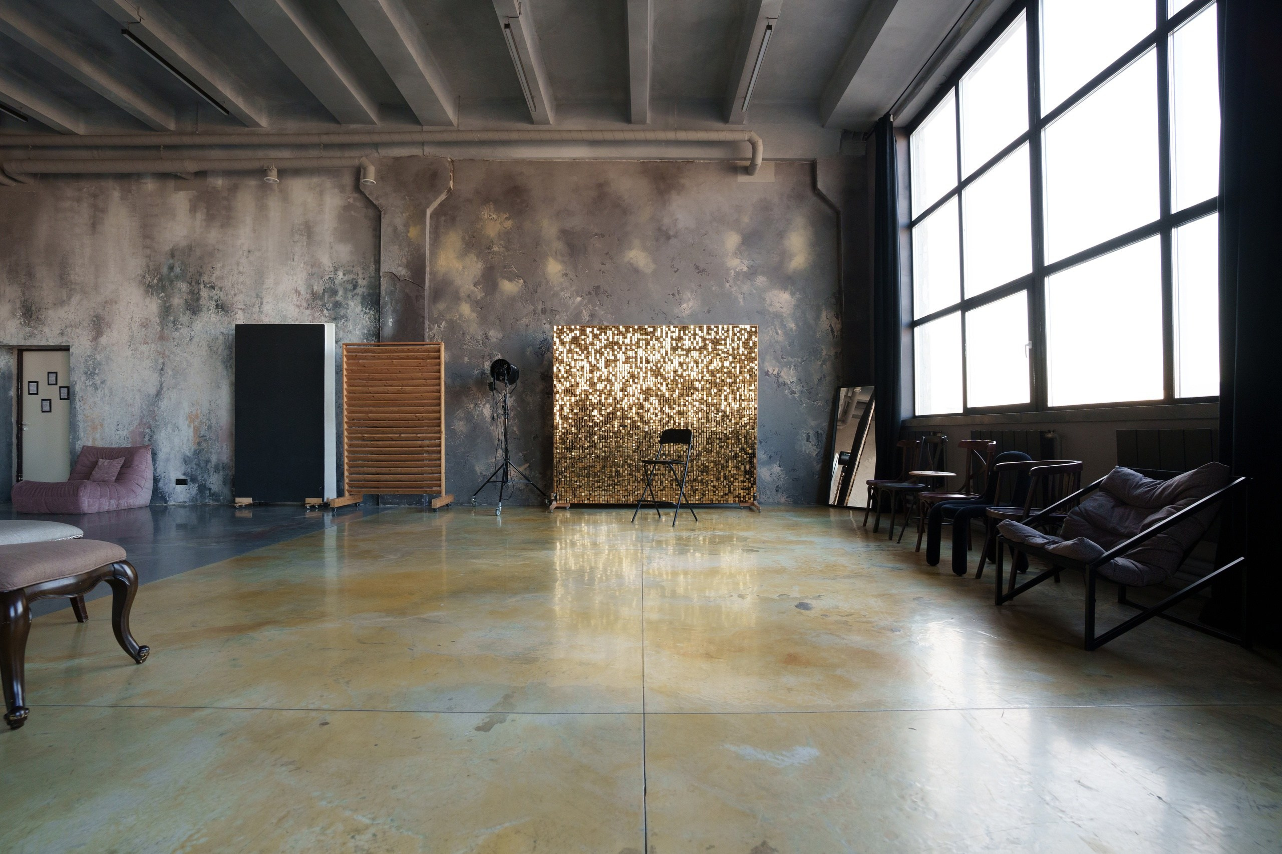 Студия Мун зал Лофт, 1800 руб. в час. Классный фотограф Красноярска Васильева Ирина