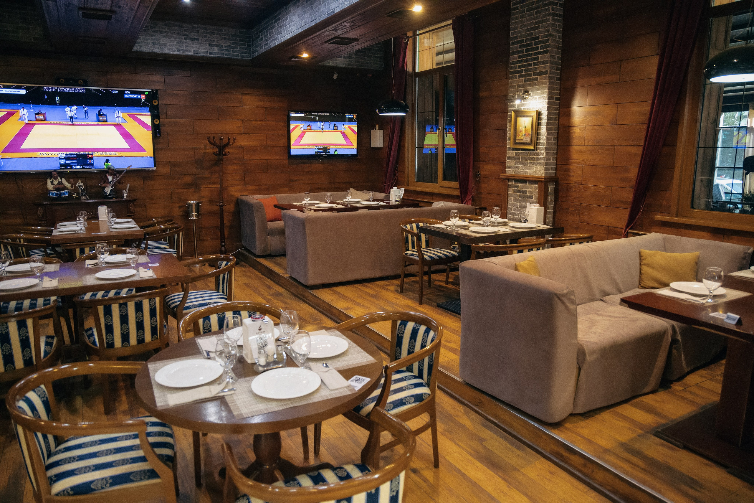 Пример два. Семейный и Свадебный фотограф в Астане Александр Астапов