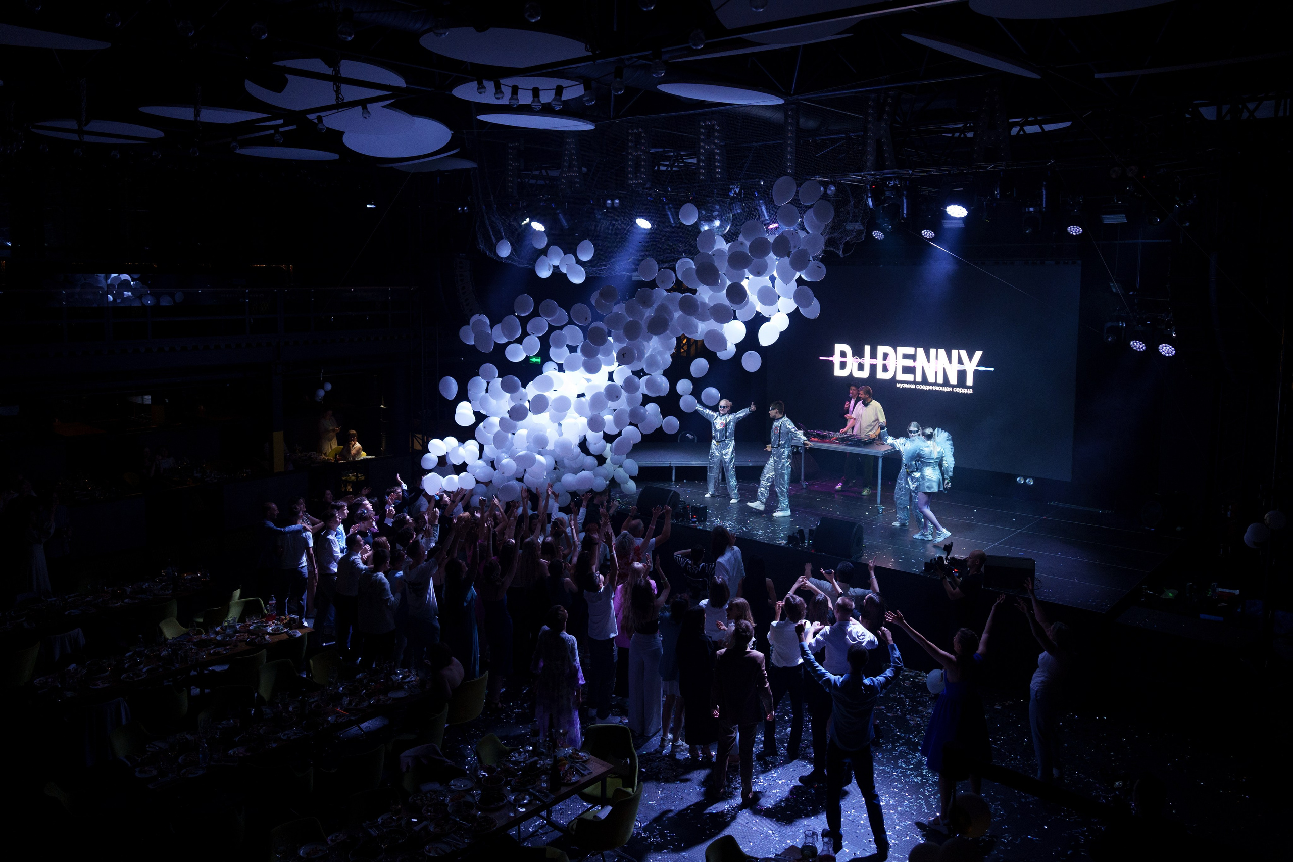 Выпускной Гимназия 7. Свадебный и репортажный фотограф Элина Козырьянова