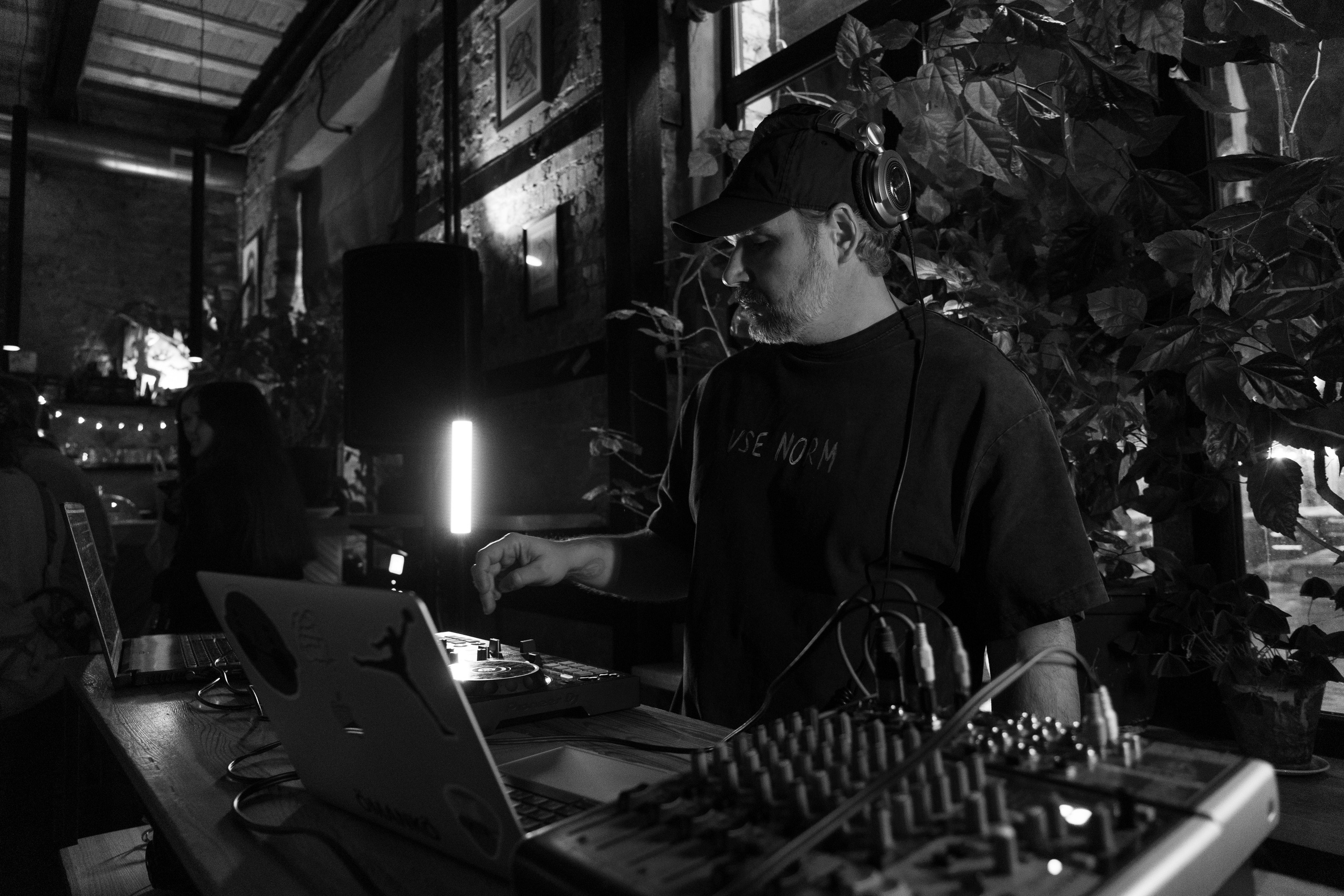 WY: AI — АЕ — 19:00 — 09.02.2025. KiPPER Gallery — Фотограф