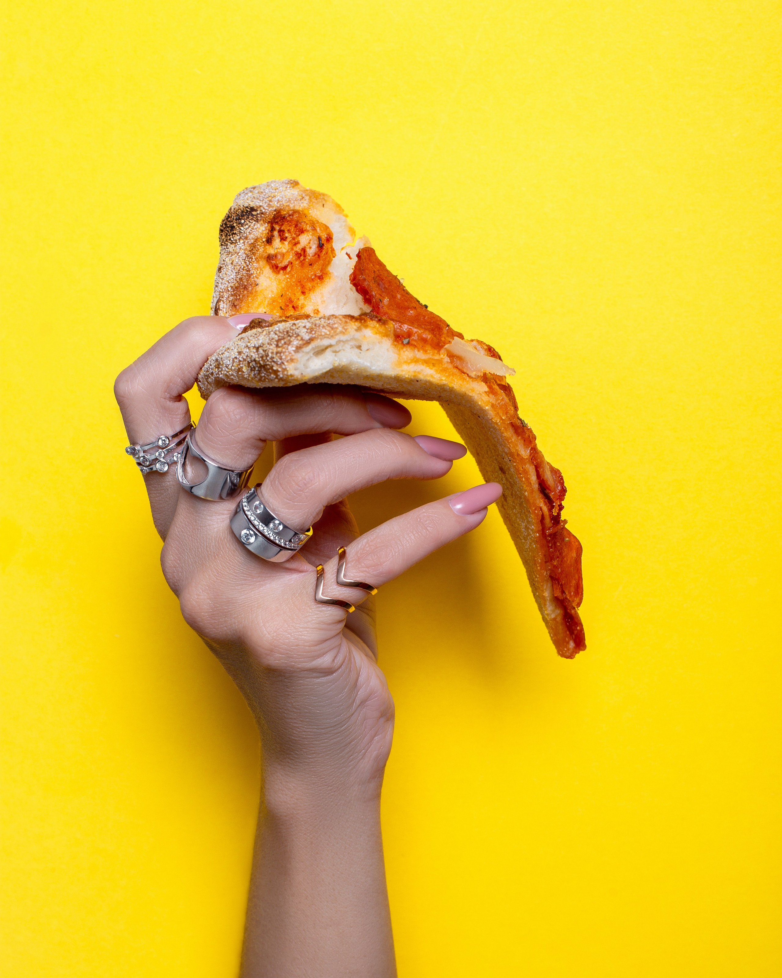 Hands. Предметный и женский фотограф в Новосибирске