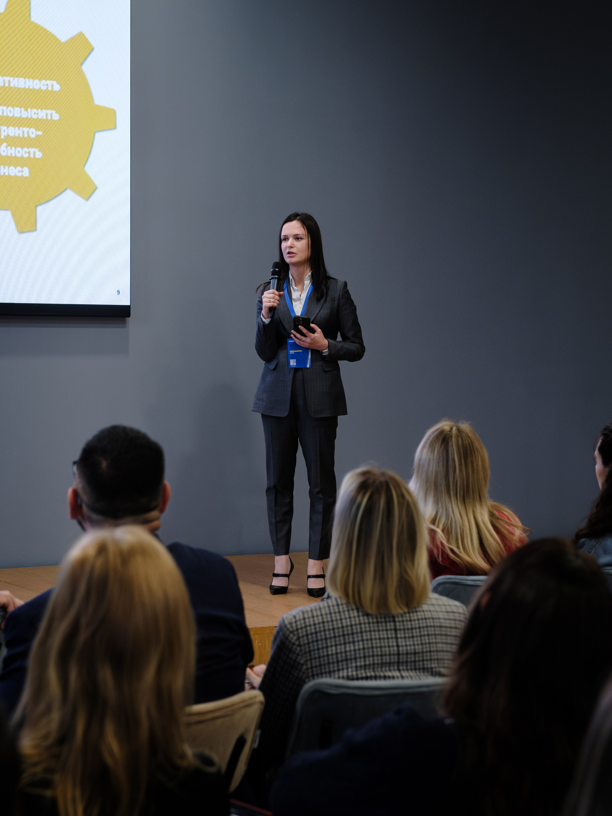 METRO. Репортажный и портретный фотограф в Москве Илья Спиридонов