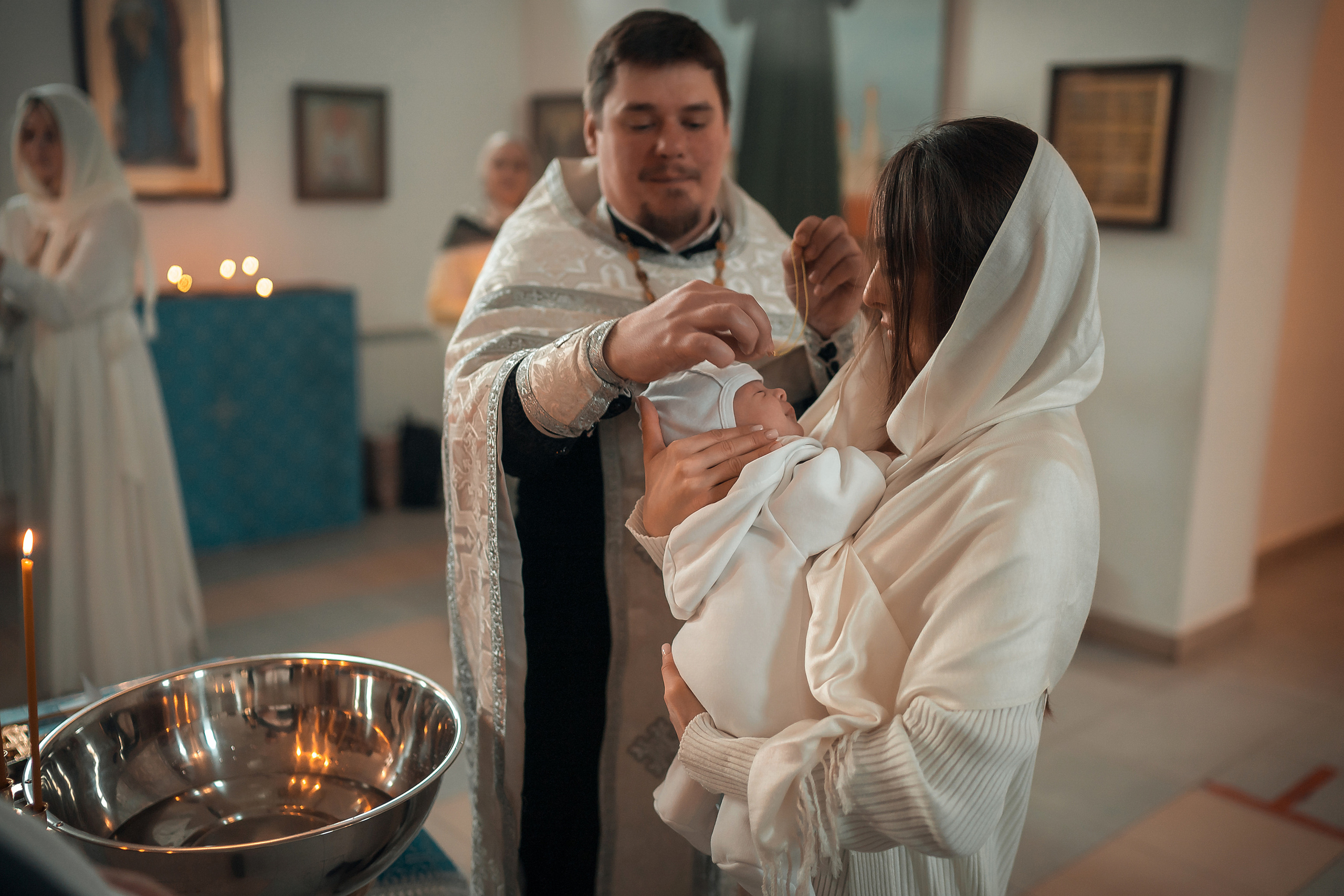 Крещение Артема Храм иконы Божией Матери «Всех Скорбящих Радость». Фотограф на Крещение и Венчание в Красноярске Рамазанова Юлия
