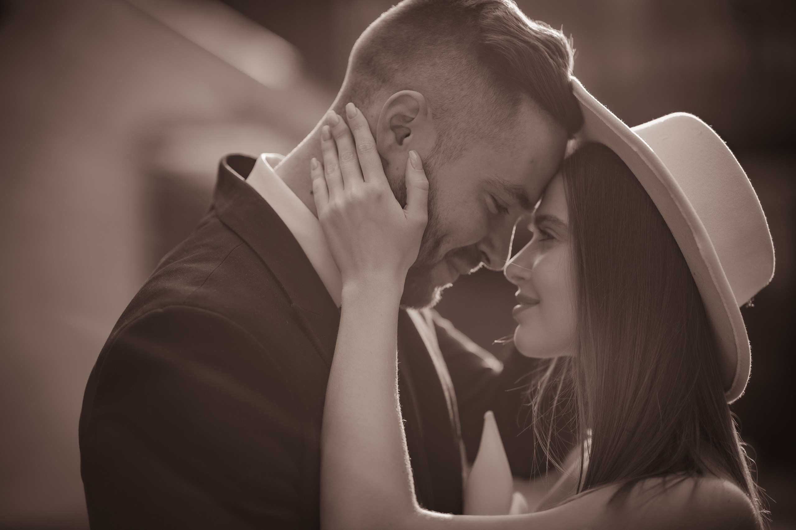 Свадебная фотопрогулка в Барвиха Luxury Village. Свадебный фотограф в Москве