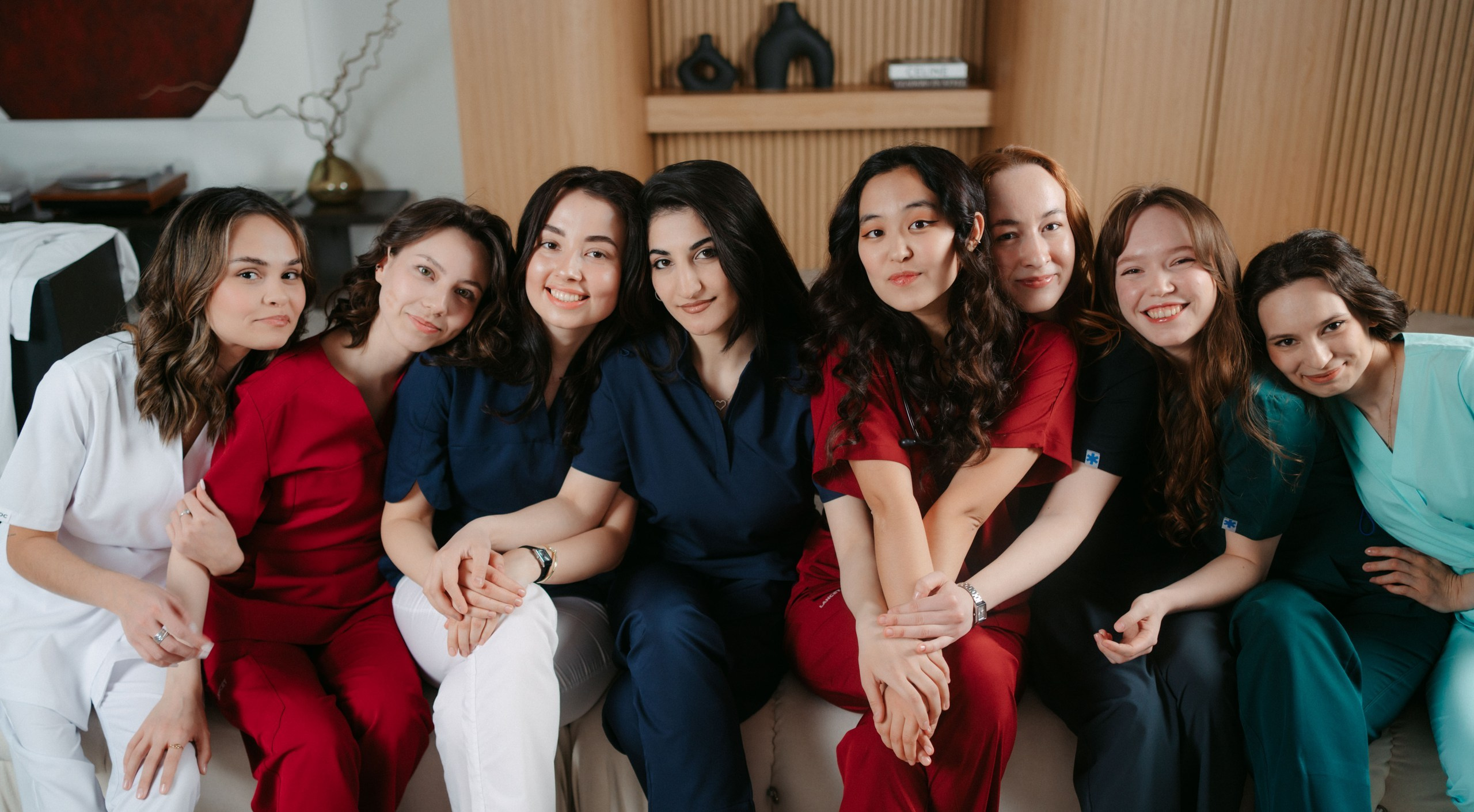 Медики / 2025. Саша Копылов, фотограф в Казани