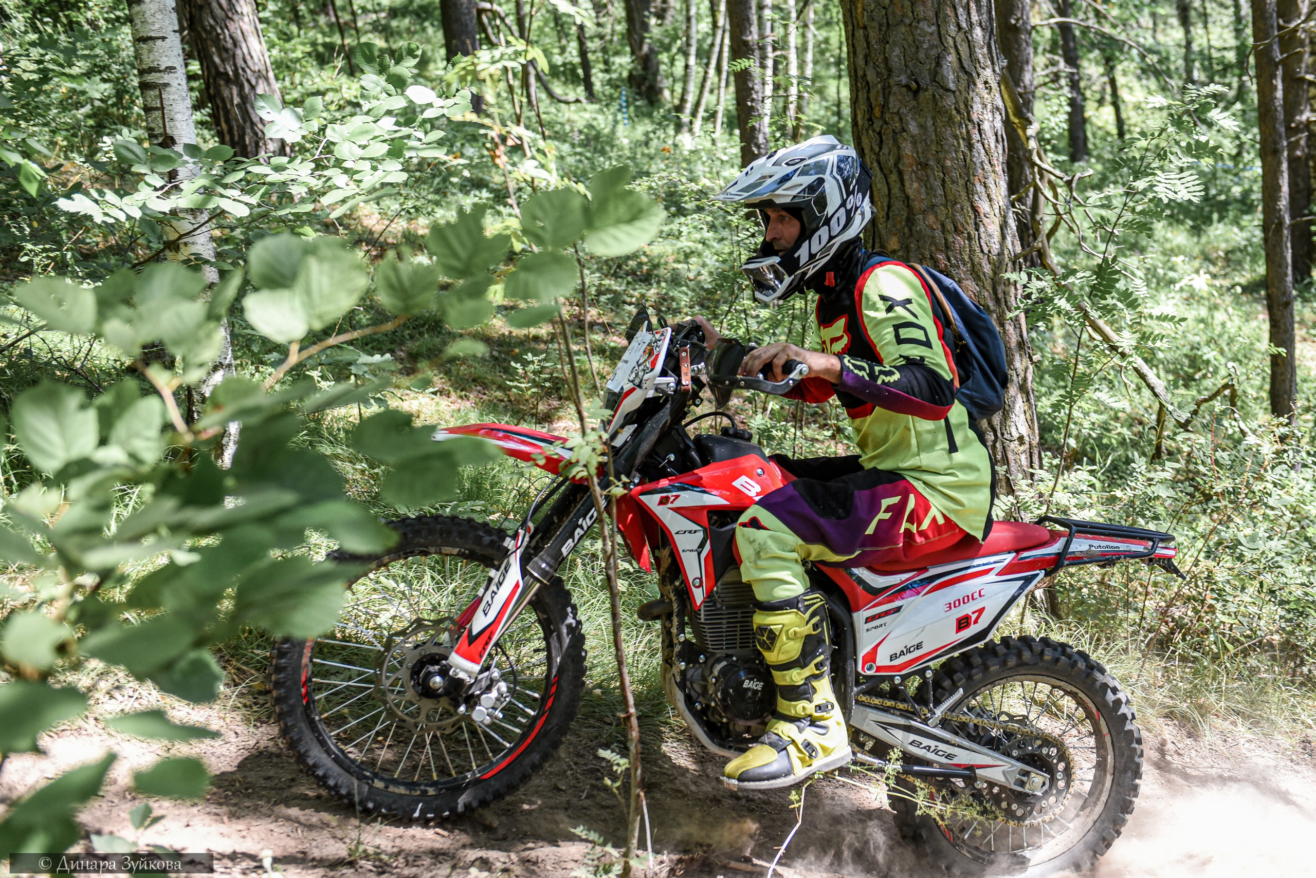 Вино из одуванчиков. Мотофотограф в Нижнем Новгороде Динара Зуйкова