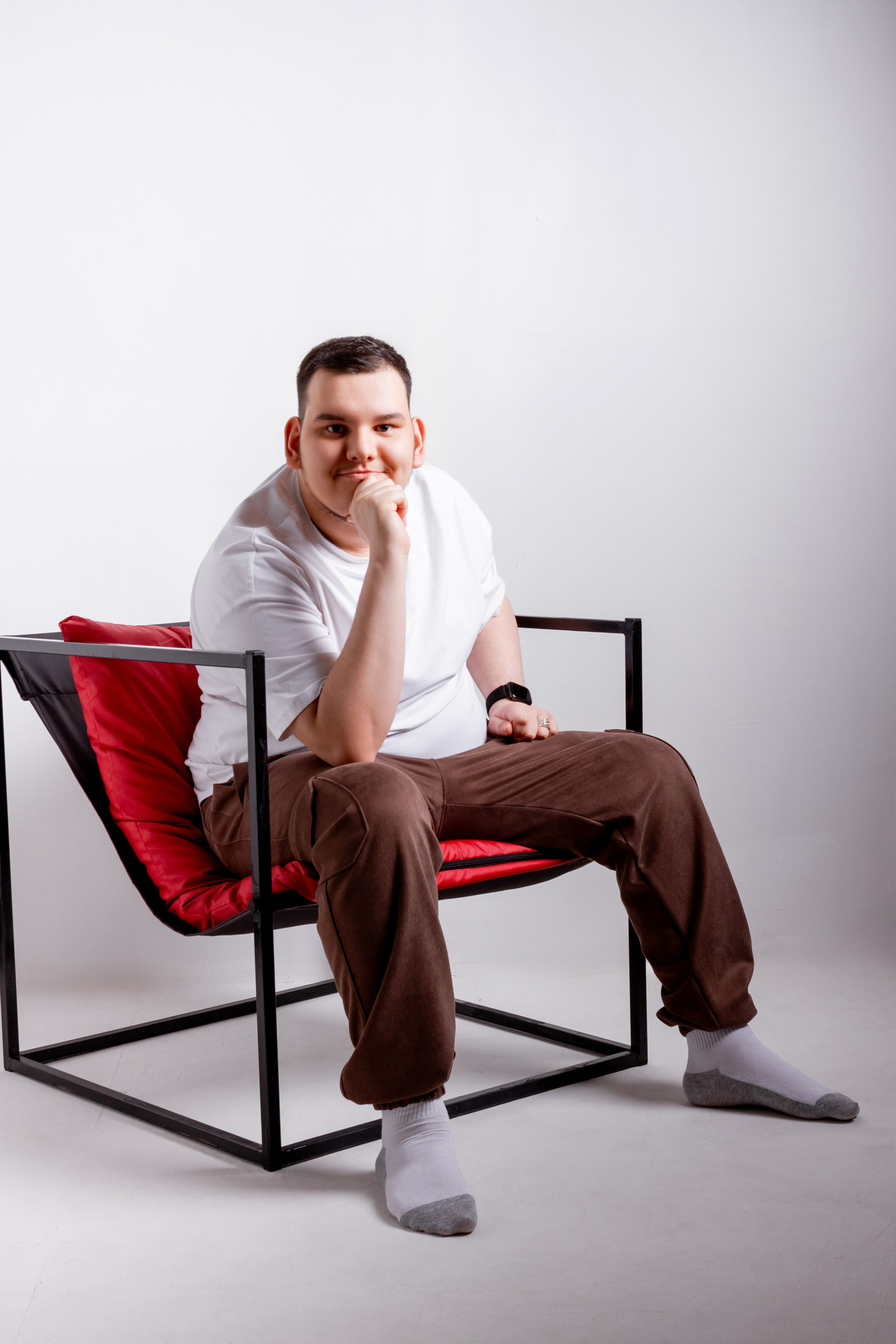 Индивидуальные и творческие мужские. Ваш фотограф Анна, фотосалон «В Кадре» Велиж