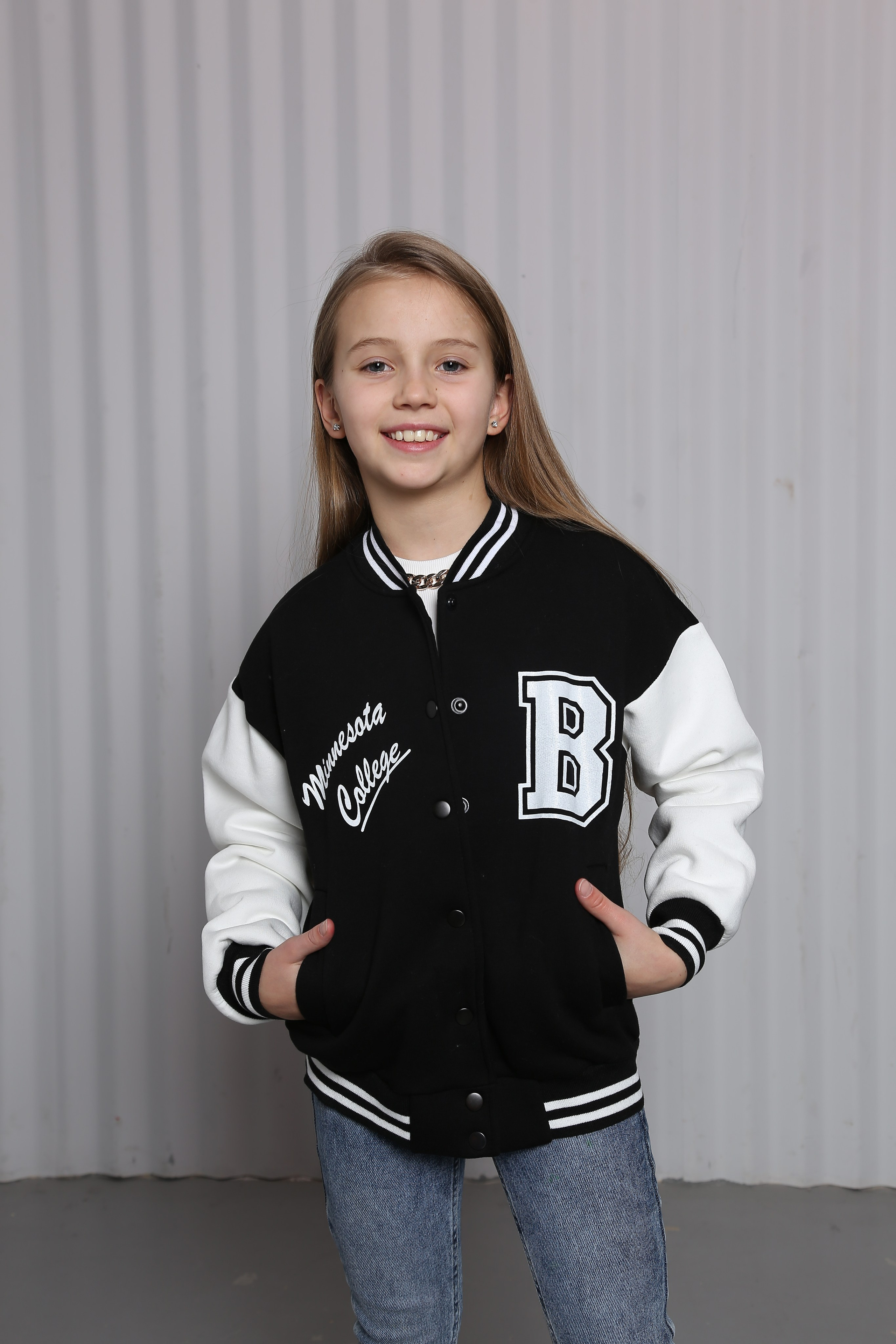 Профессиональная коммерческая фотосессия для детских товаров - одежда, обувь, аксессуары. Fashion фотограф в Санкт-Петербурге Савинова Ирина