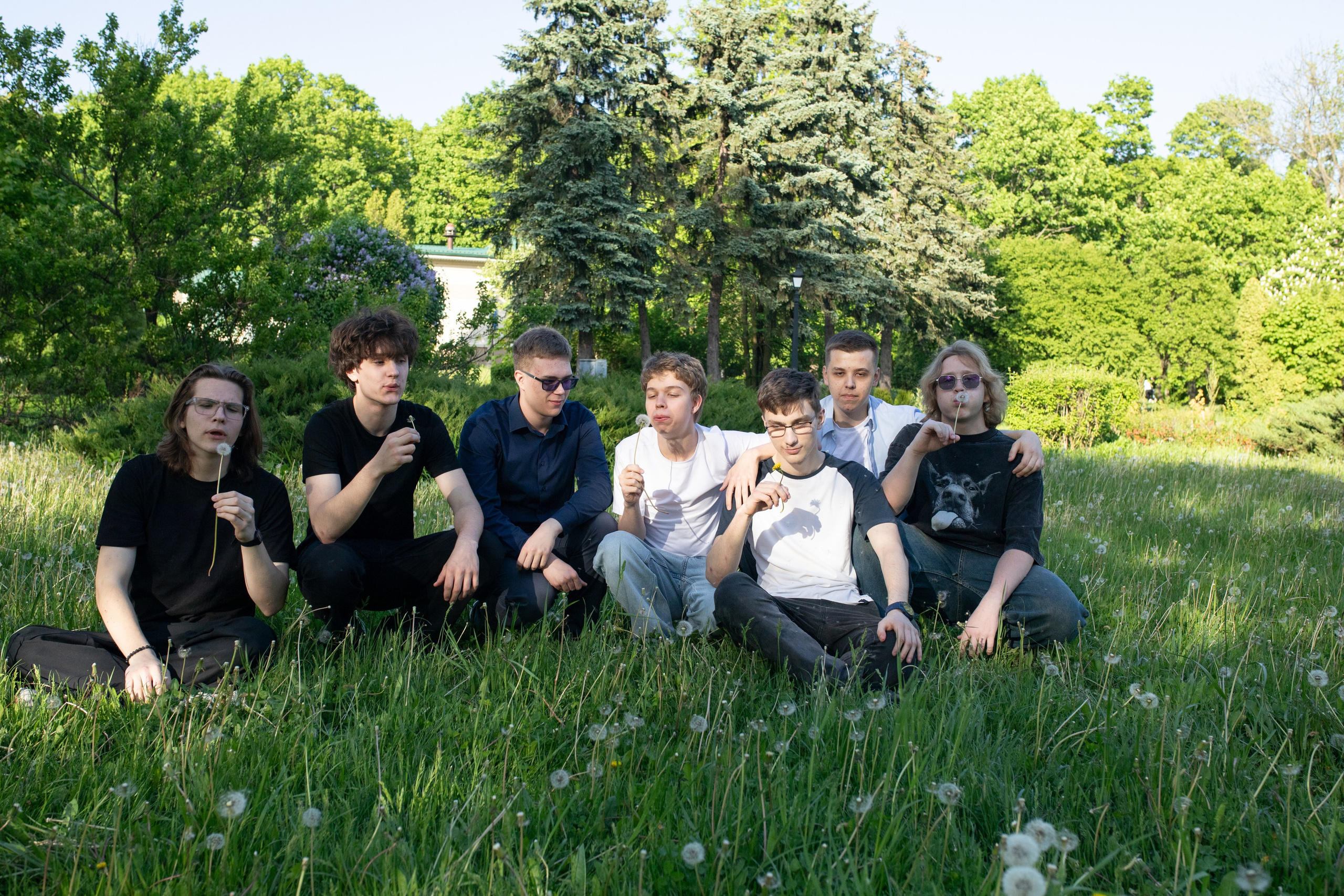 19/05/26 Лошицкий. Выпускные альбомы Cardsi