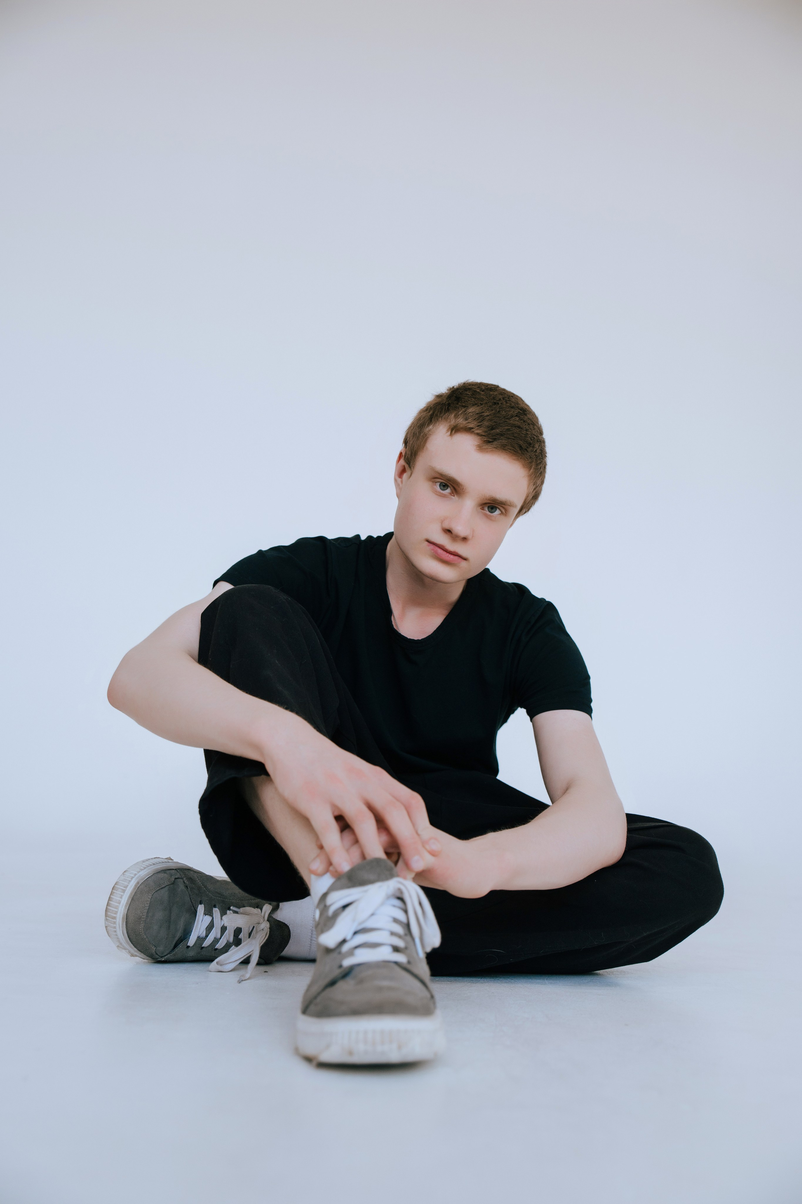 Гимназия им. Сайбеля — Выпуск 2024, 9 класс. Фотограф Ярмишко Дарья. Выпускные фотокниги