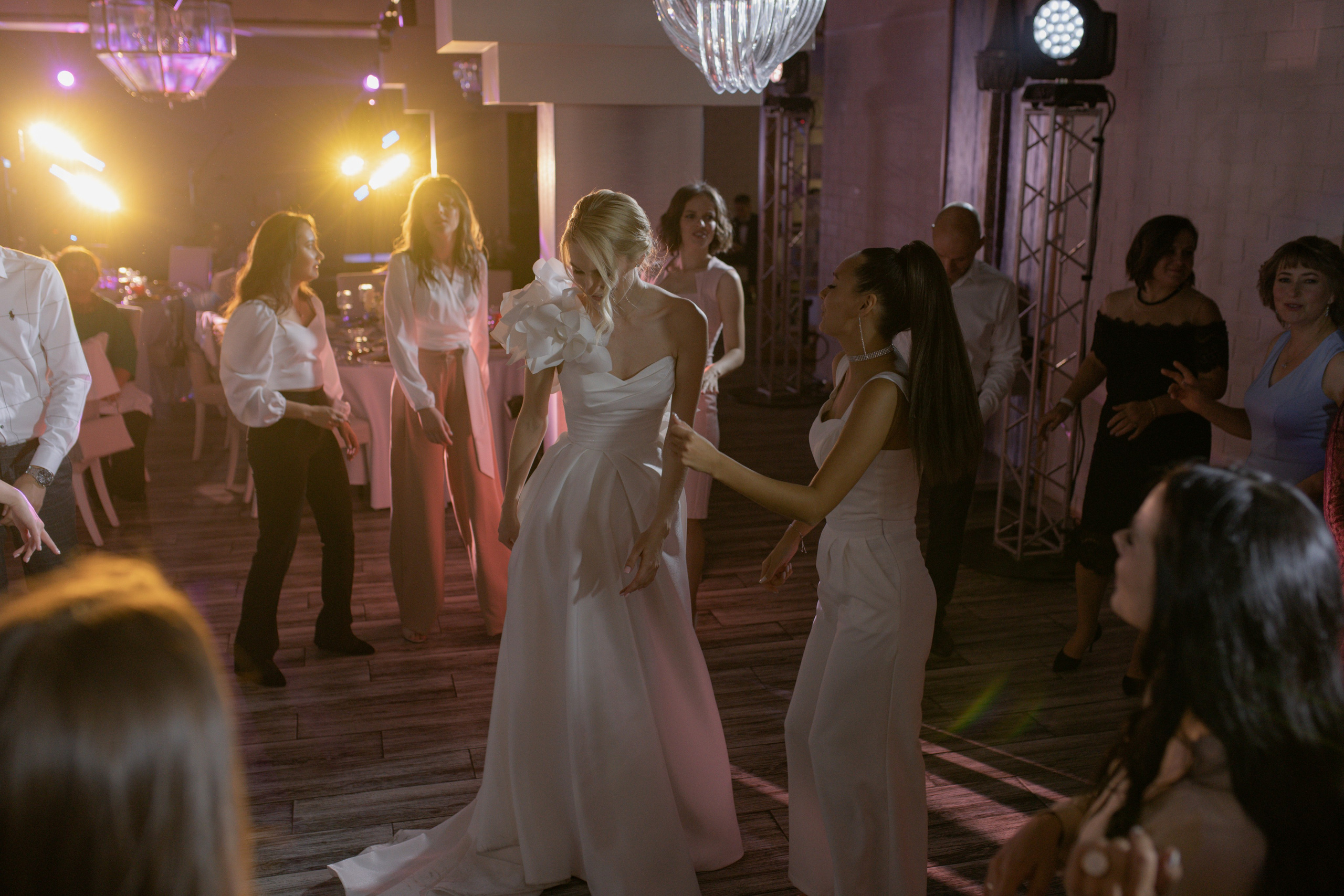 Коля-Карина — Ресторан Dieci (Екатеринбург). Свадебный фотограф Екатеринбург/Челябинск — Любовь Волохова