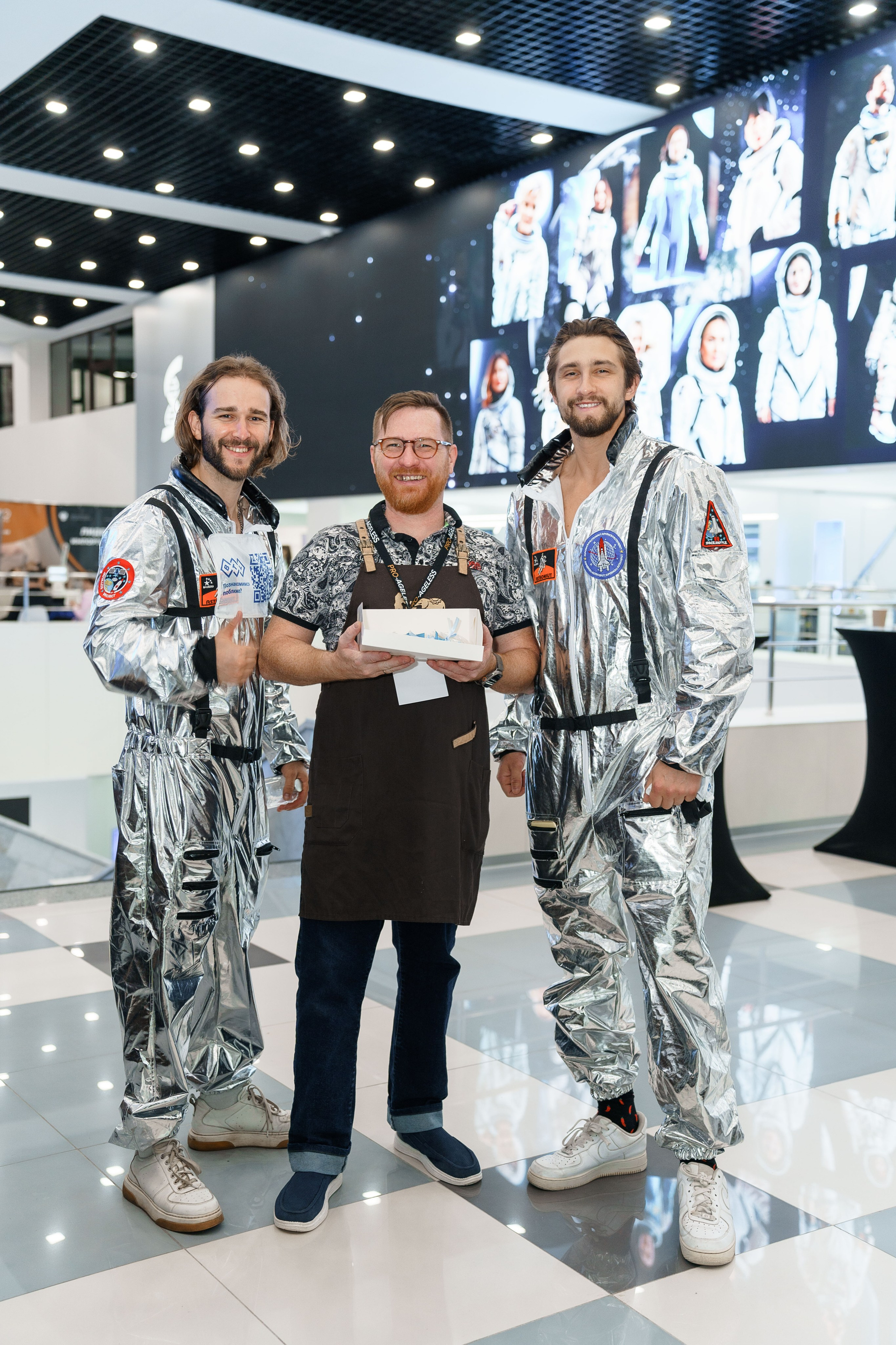 СТЕНДЫ. PRO-AGELESS