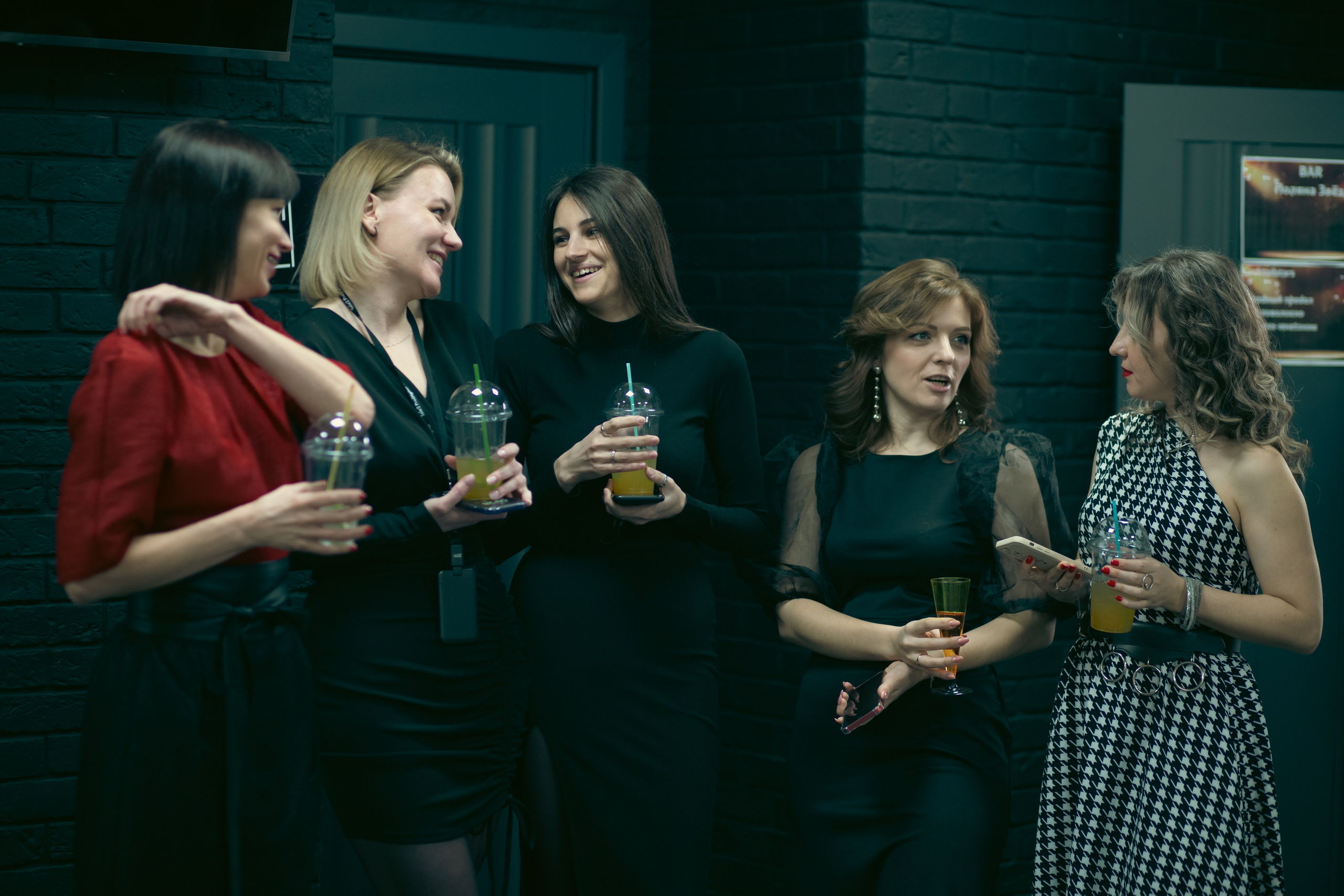 Репортажная фотосъёмка — корпоратив Tele2 8 марта