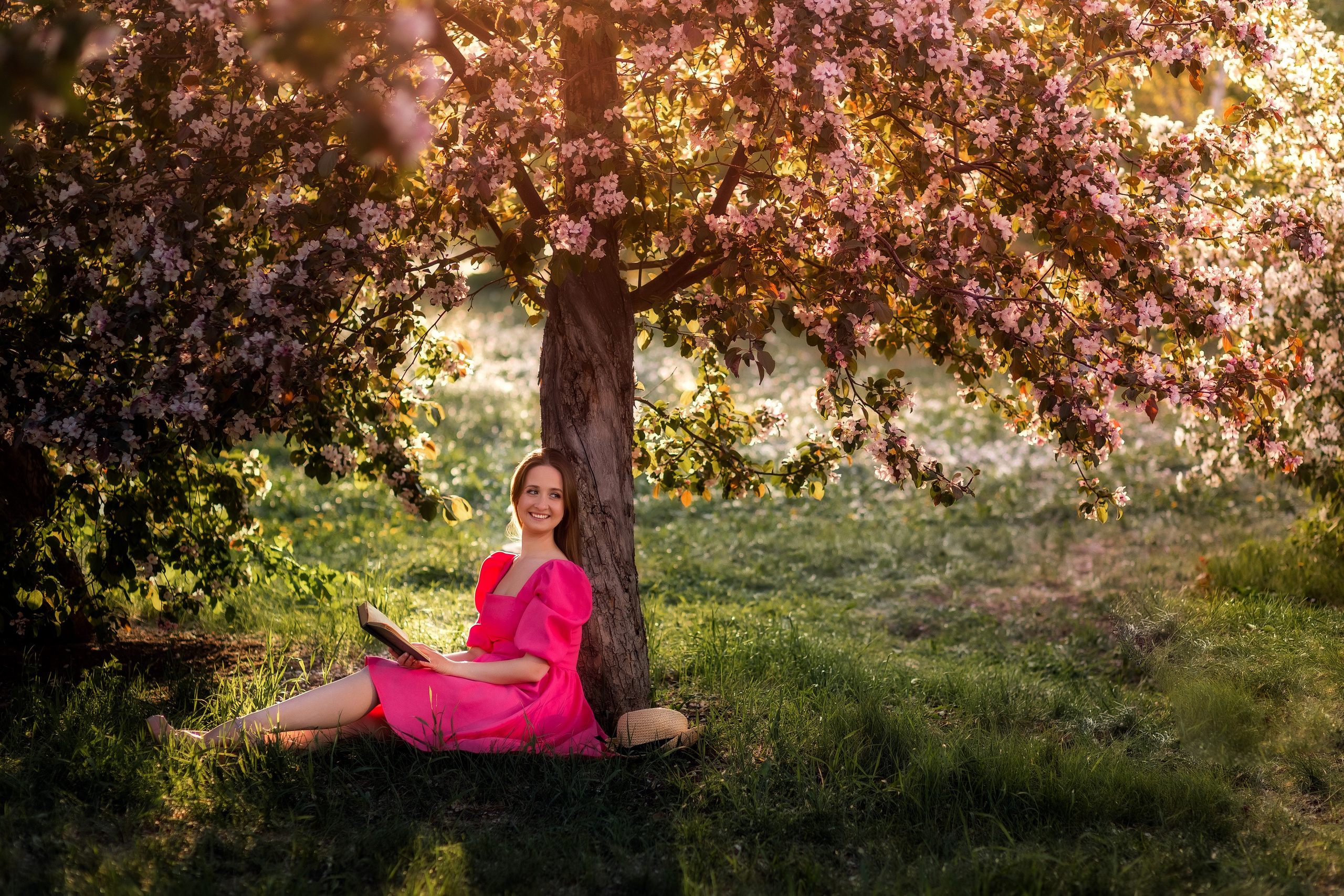 Алёна. Фотосессия в яблонях. Семейный и детский фотограф в Екатеринбурге Оксана Пипкина