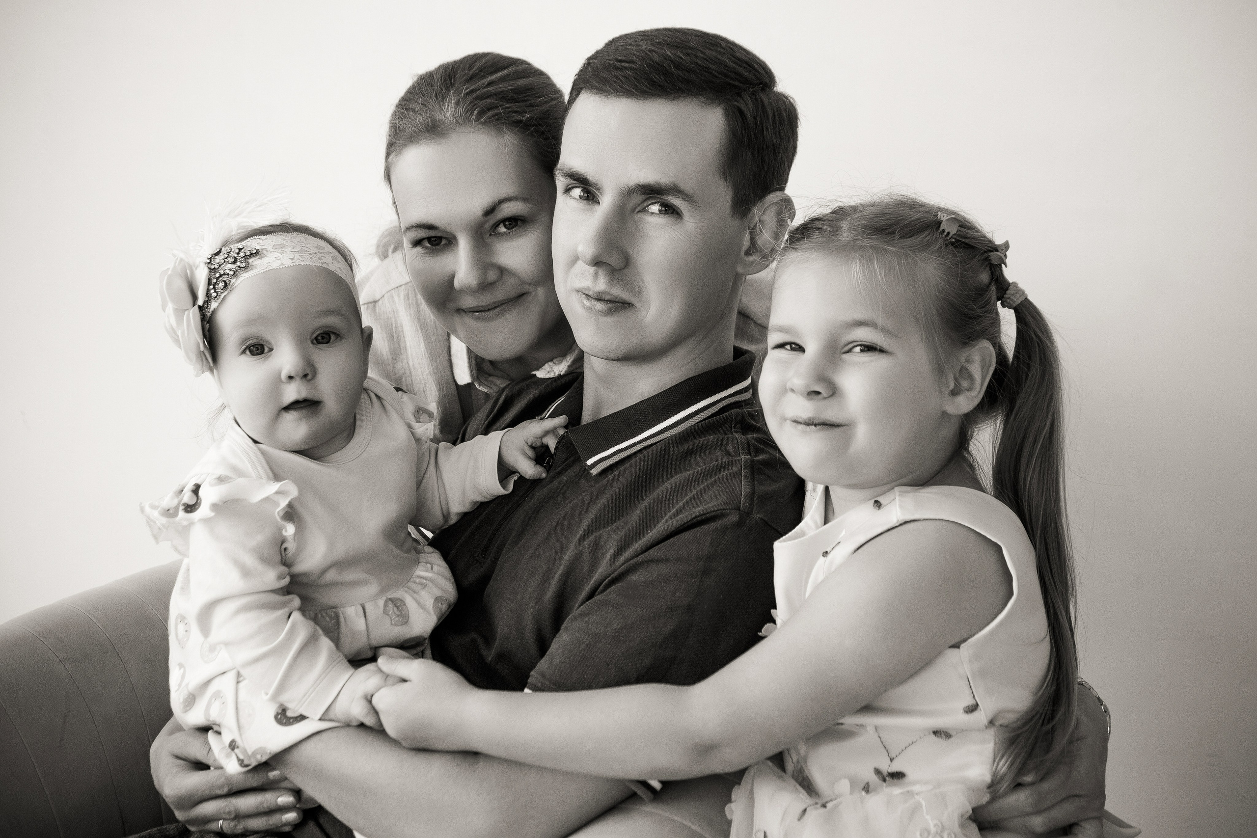 Семейная фотосессия в студии One take studio VANILLA. Свадебный и семейный фотограф в Москве и Подмосковье Лариса Козлова