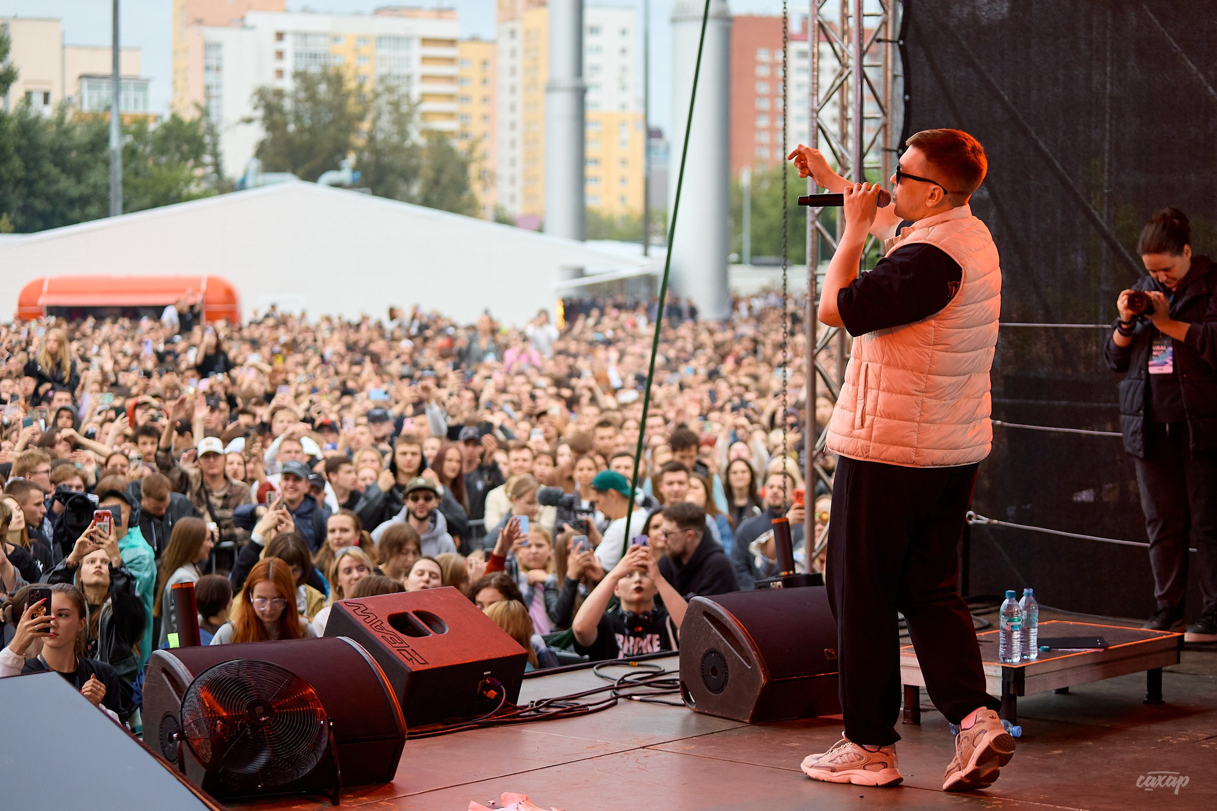 Ак-47, Витя АК. Профессиональный фотограф в Екатеринбурге Юра Сахар