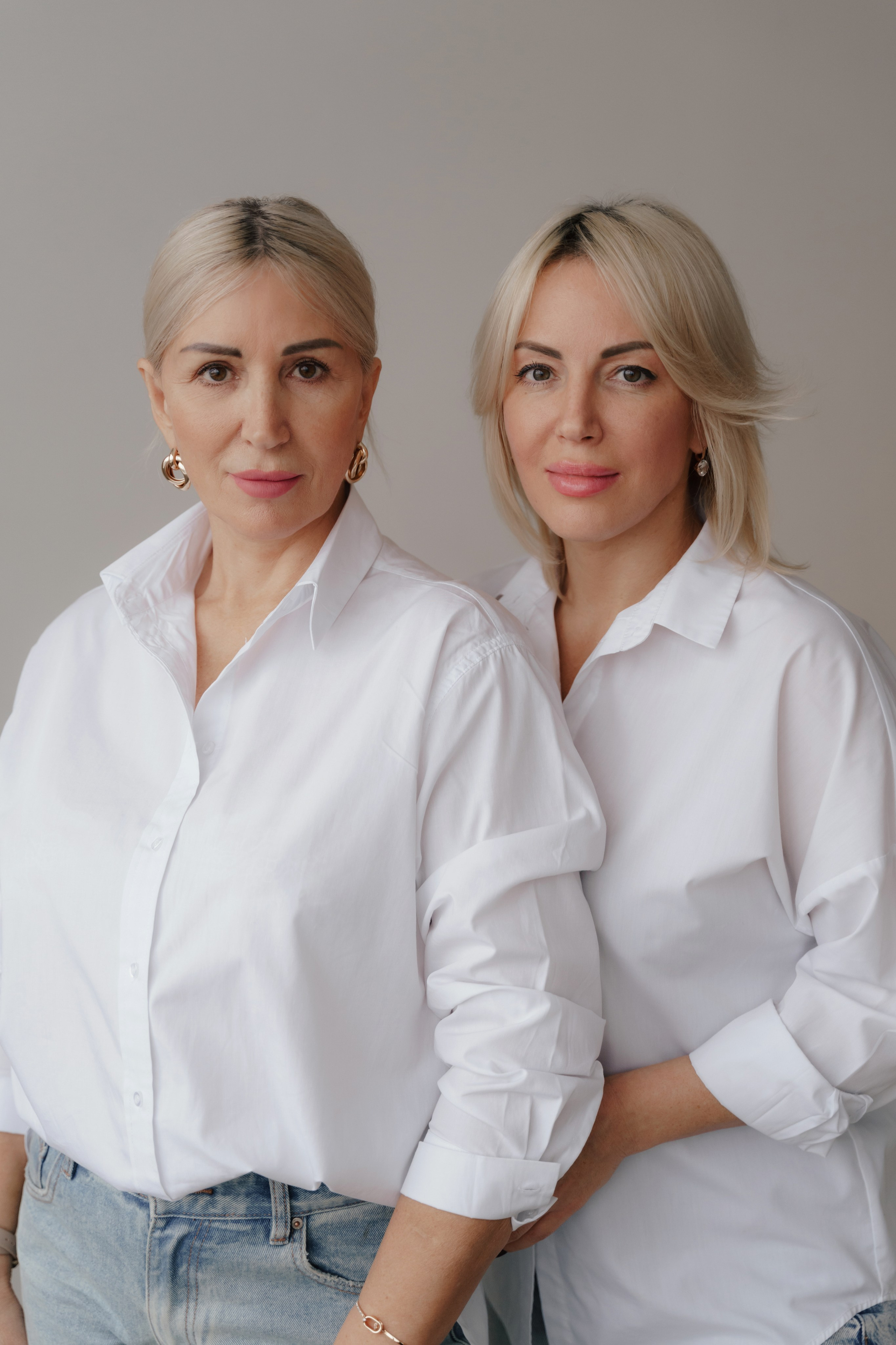 Семейная. Четыре поколения. Фотограф в Новосибирске. Ефимова Анастасия