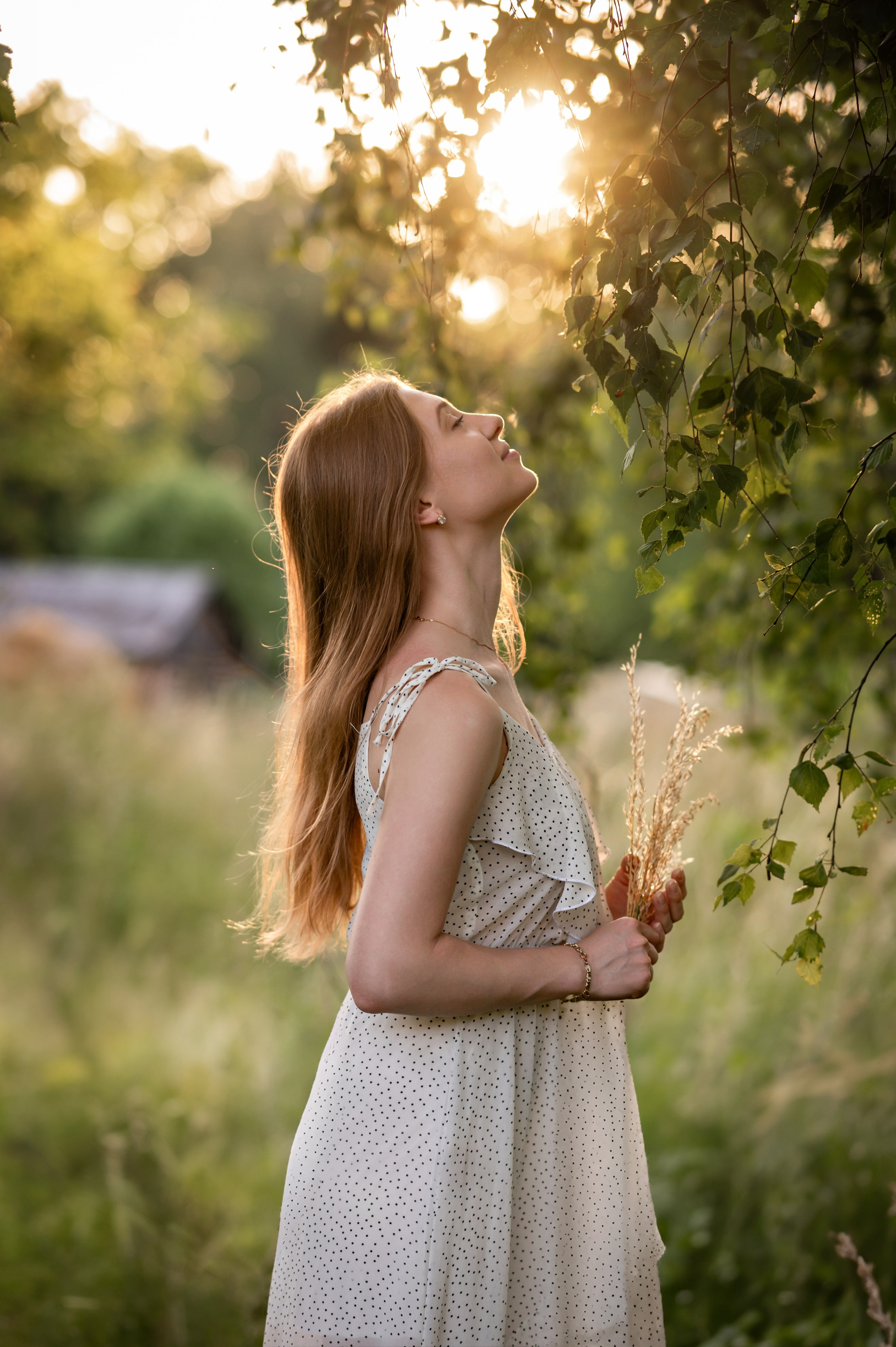 Анастасия в кинодеревне (Горки Ленинские)