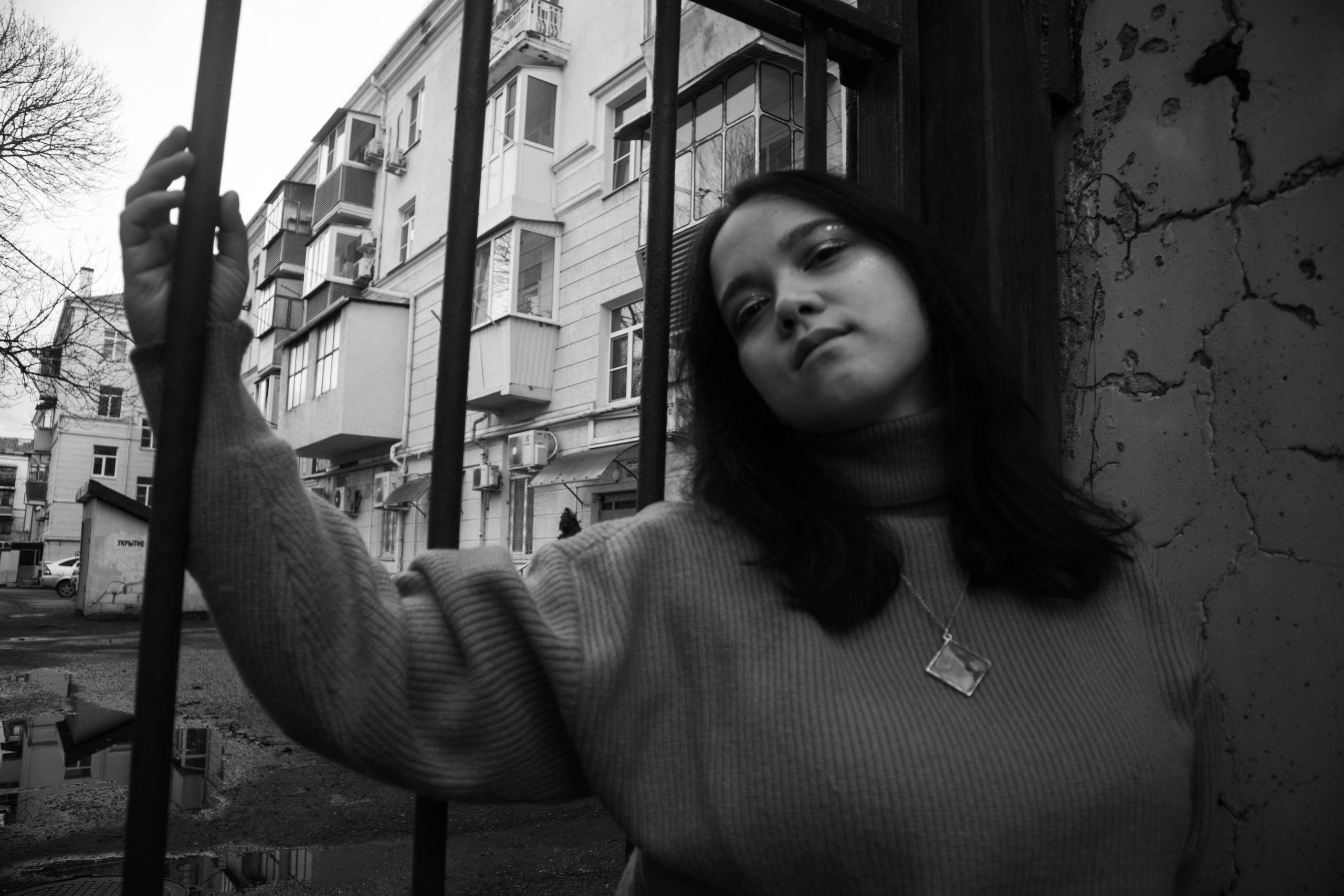 «Городская грация: осенний вальс». Уличный фотограф Города N