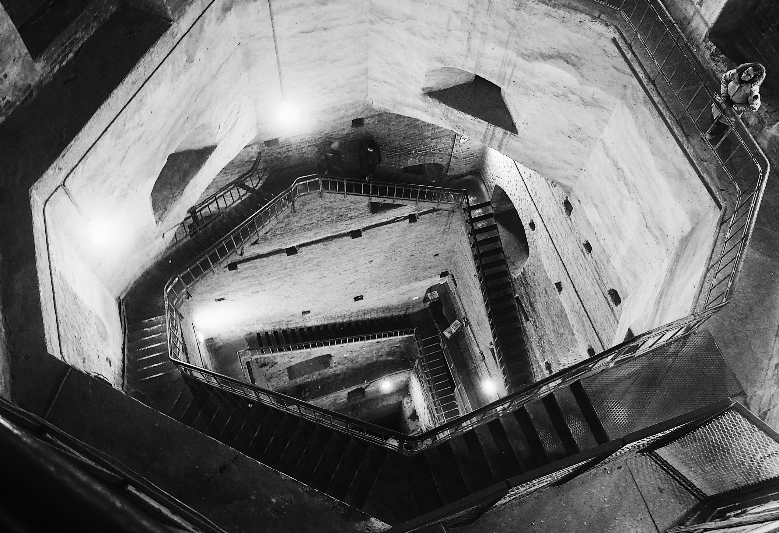 Черно-белые стрит фотографии. VKHRV