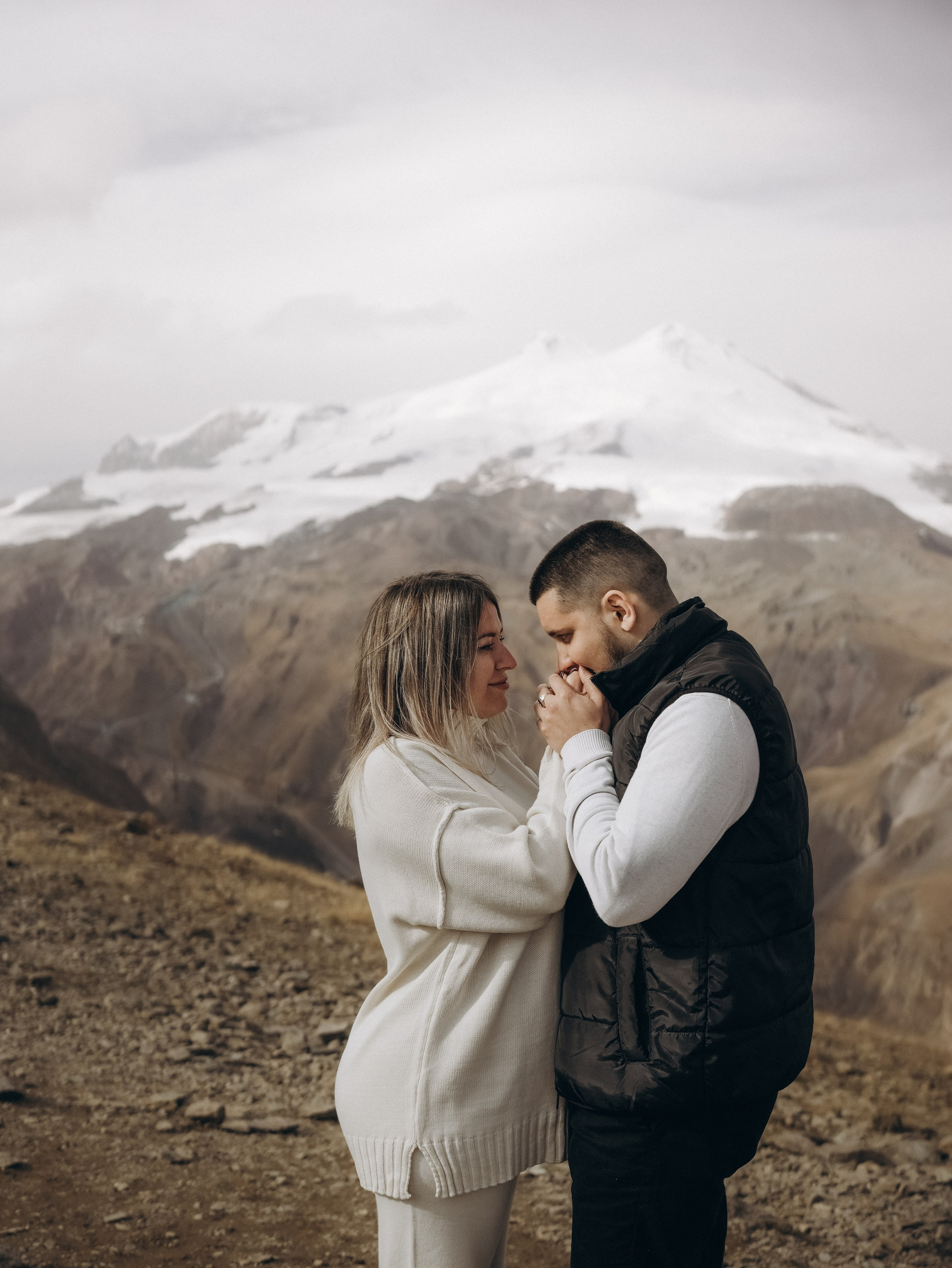 Съемка Love story (лавстори) Екатерины и Александра. Свадебный фотограф Ирина Беляева Пятигорск|Кисловодск|Эльбрус|Домбай