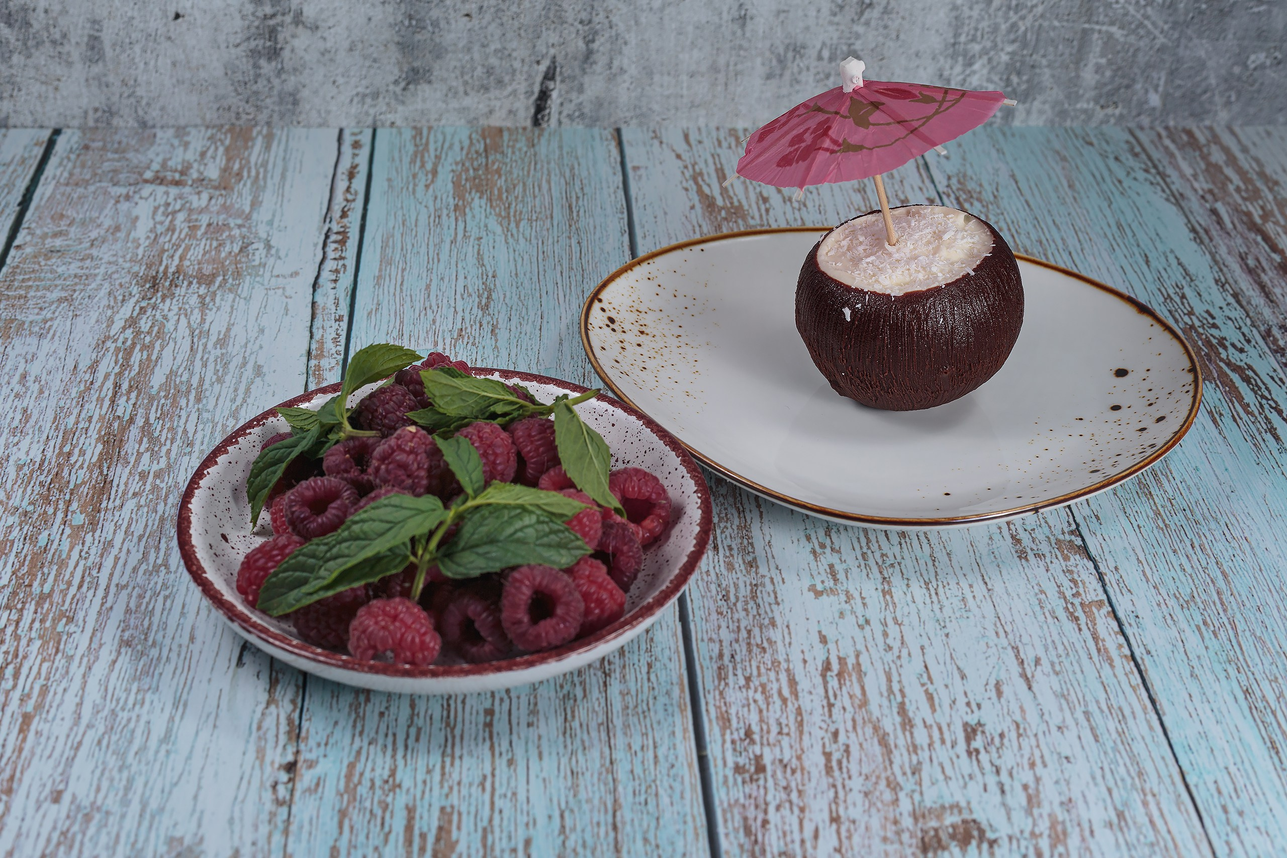 пирожное в кофейне-кондитерской Konfi