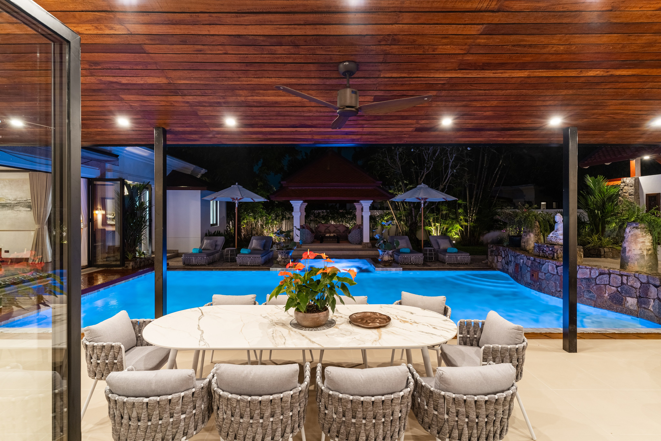 Интерьерная ретушь, фотограф Илья Perelude, Пхукет. Интерьерный фотограф и ретушер в Красноярске Денис Антропов