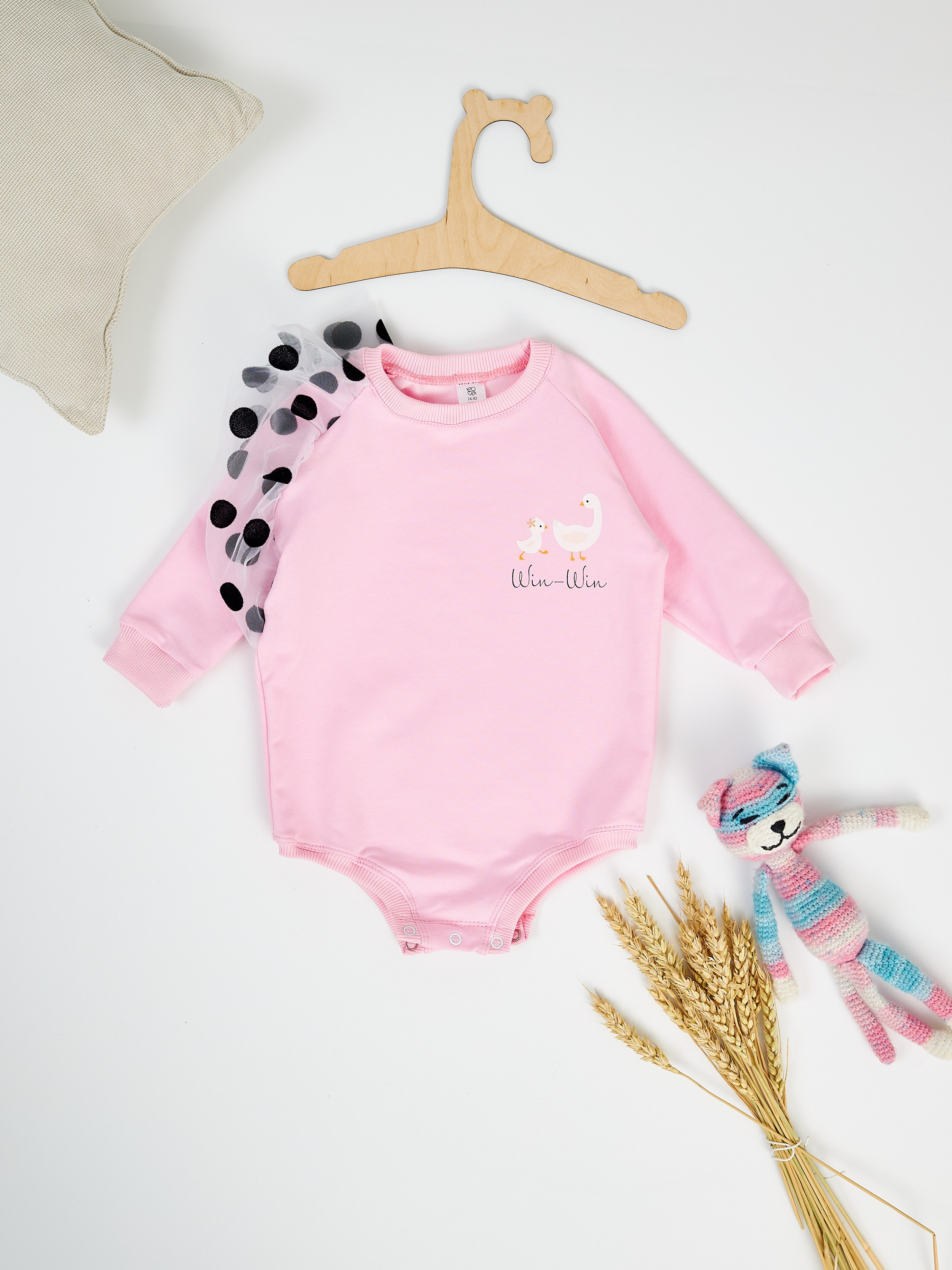 Фотосъемка детской одежды раскладкой для маркетплейсов. Алексей Темнов — фотограф в Пятигорске