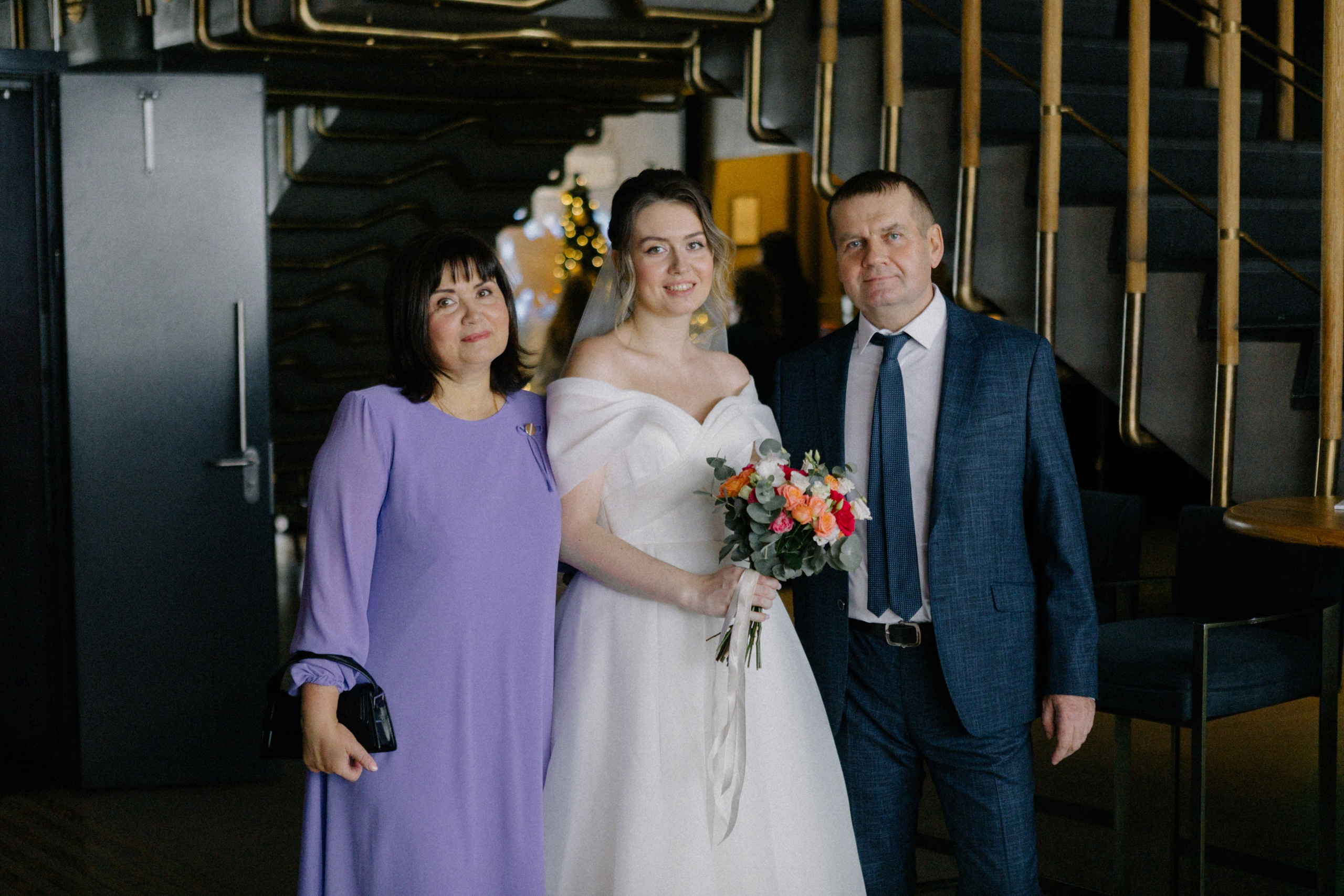 Ксюша и Илья. Утро в отеле роспись в Birds. Свадебный и портретный фотограф в Москве Анастасия Масюк