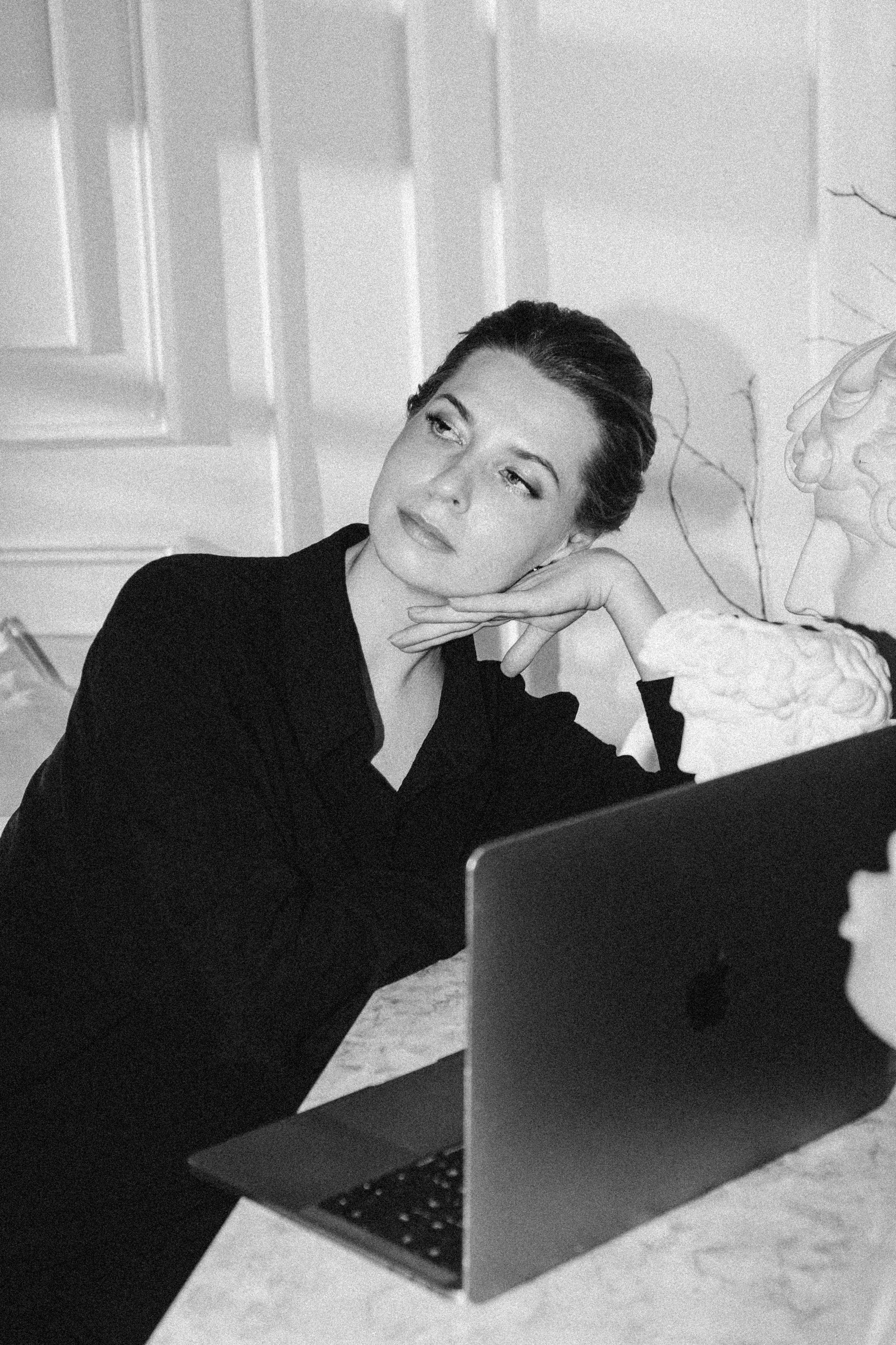 ФОТОСЕСИИЯ В СТУДИИ ДЛЯ ДЕВУШКИ ПСИХОЛОГА. Профессиональный фотограф, Санкт-Петербург — Виктория Богомолова