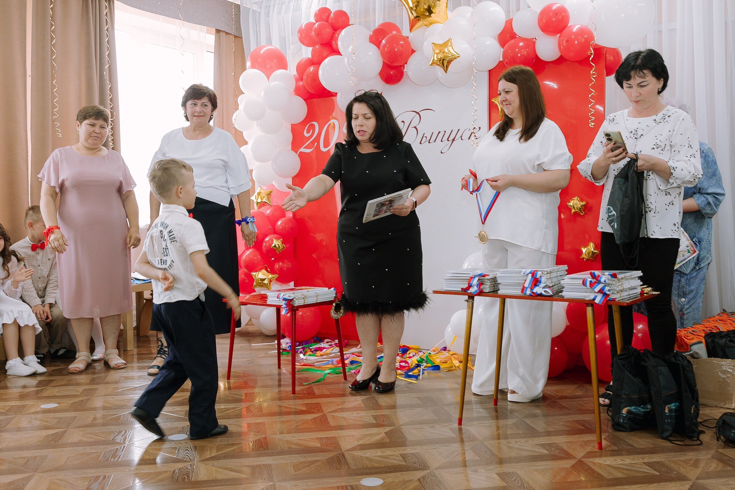 Выпускной в ДС 26. Выпускные альбомы Натальи Бутко: Новороссийск, Анапа, Геленджик