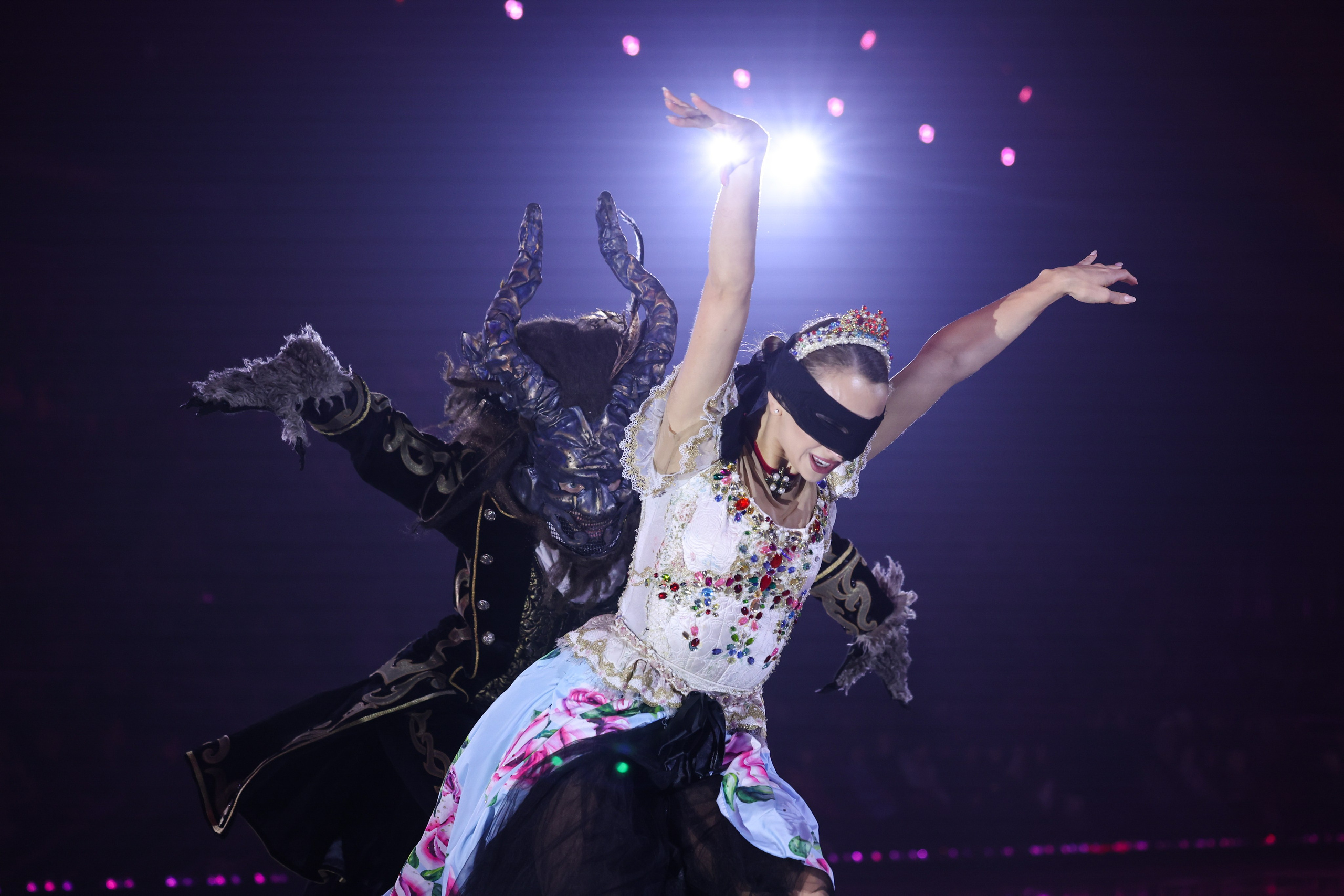 «Больше чем шоу» 14.11.2025. Спортивный и репортажный фотограф Антон Тереханов