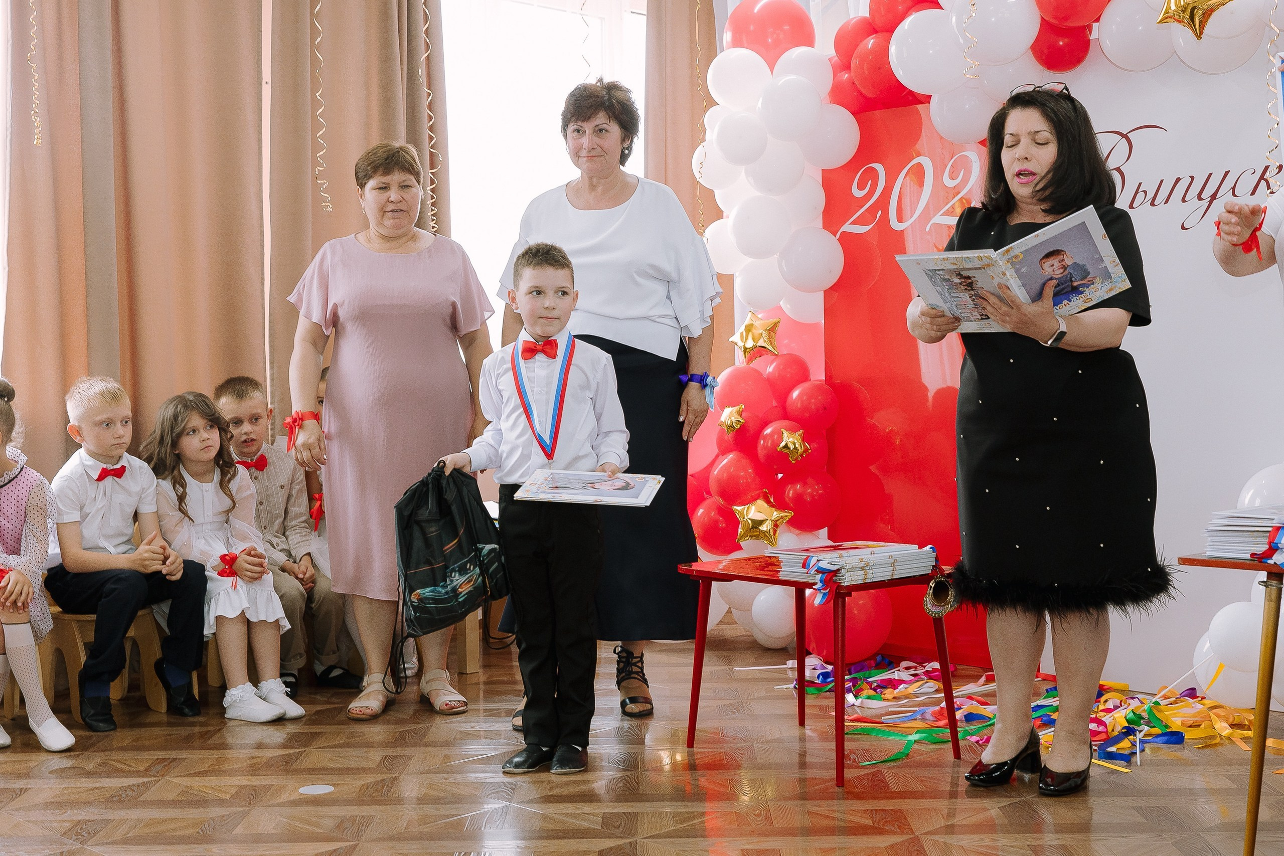 Выпускной в ДС 26. Выпускные альбомы Натальи Бутко: Новороссийск, Анапа, Геленджик