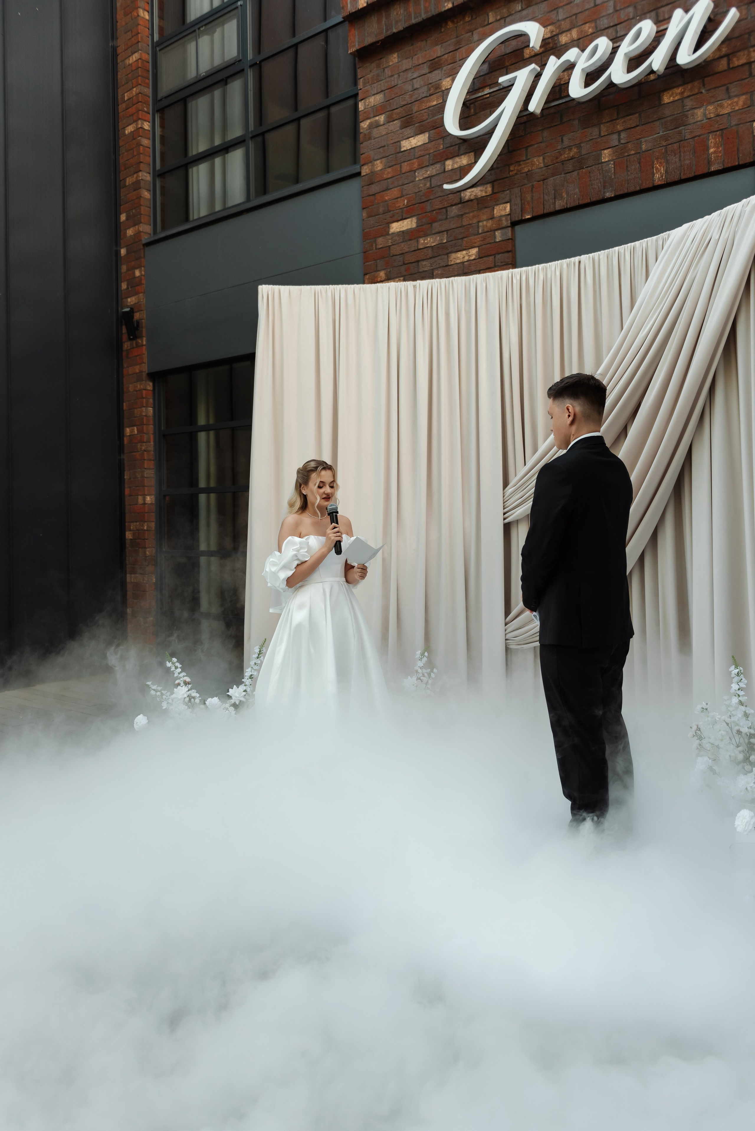 Денис и Анастасия. Свадебный и семейный фотограф в Алексеевке Марина Купреева